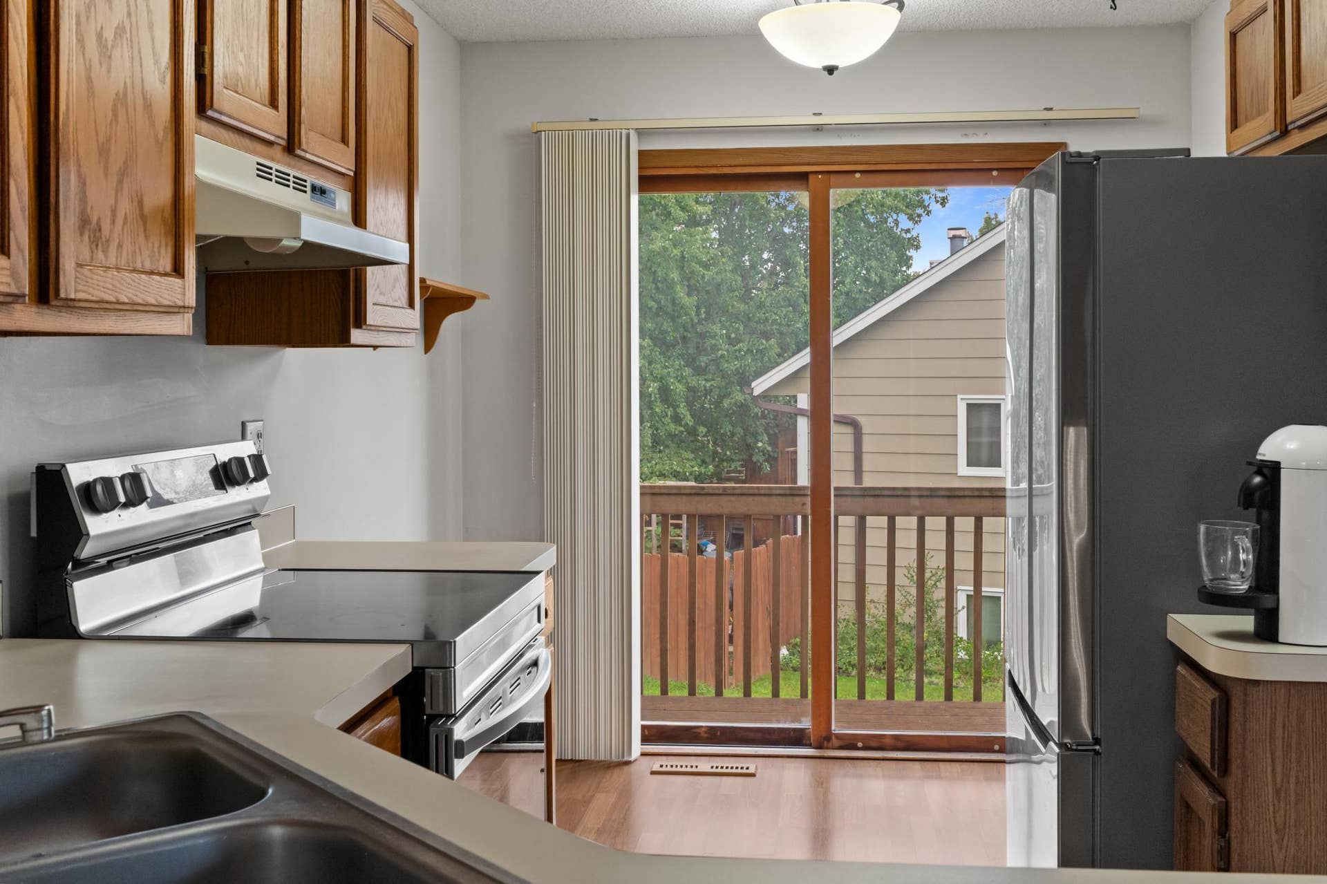 7486 Vinewood Court, Maple Grove, MN 55311 DSC03945.jpg