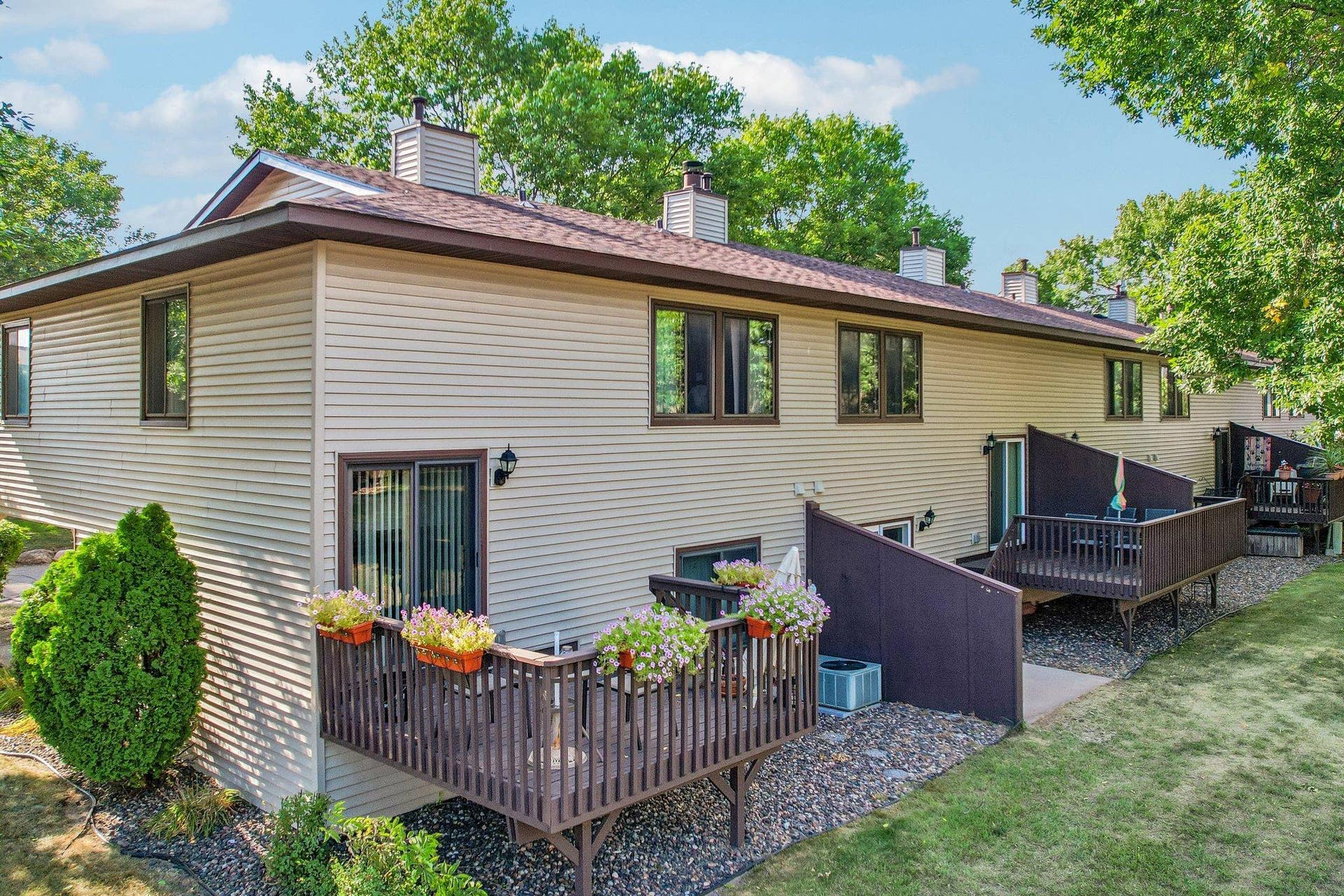 8840 N Maplebrook Court, Brooklyn Park, MN 55445 52-web-or-mls-Maplebrook Ct-S2608-050.jpg
