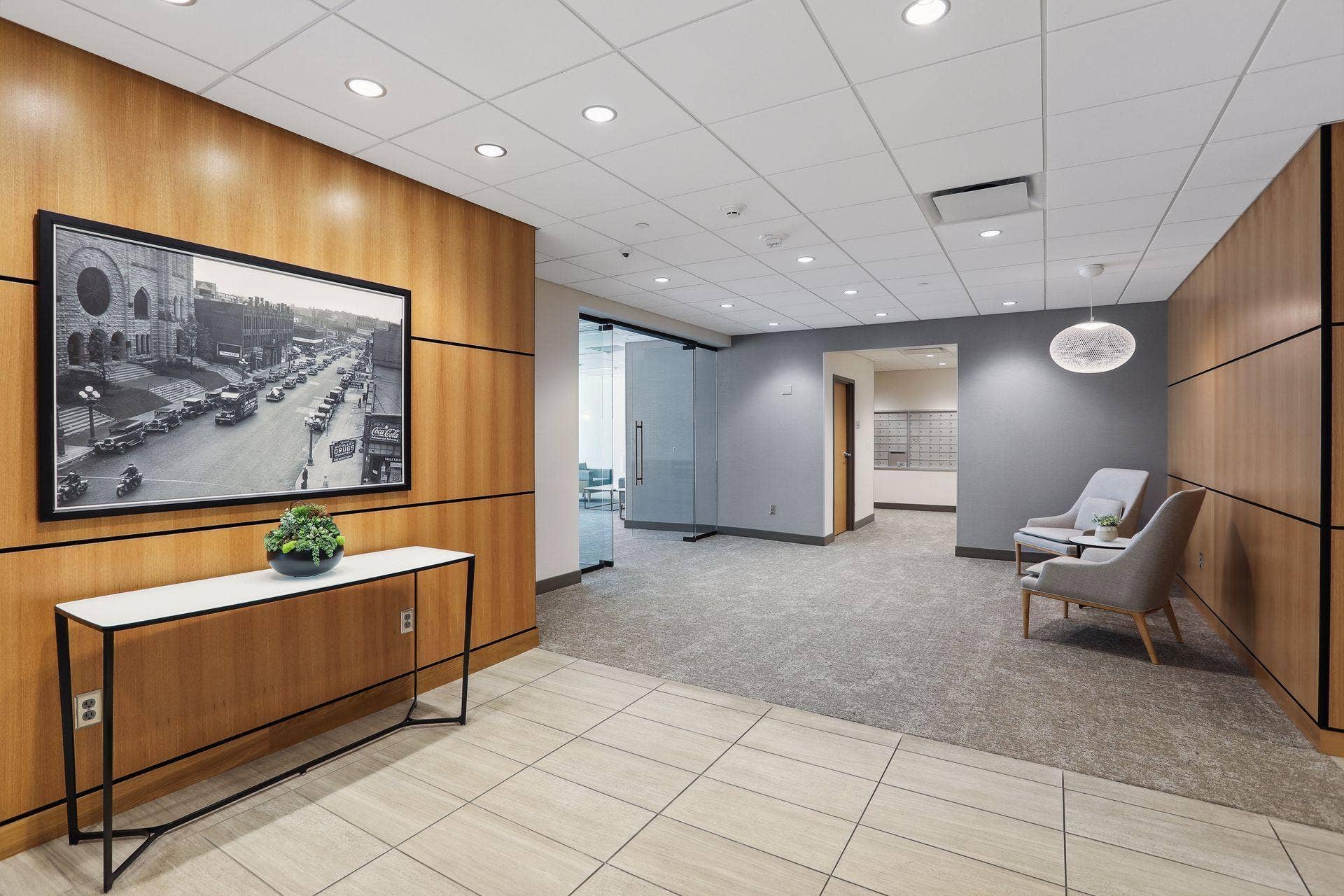 1200 Nicollet Mall, #221, 45, Minneapolis, MN 55403 Lobby