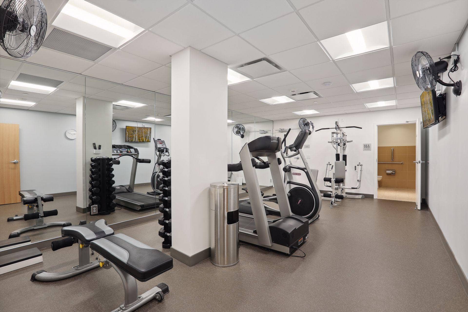 1200 Nicollet Mall, #221, 45, Minneapolis, MN 55403 Gym