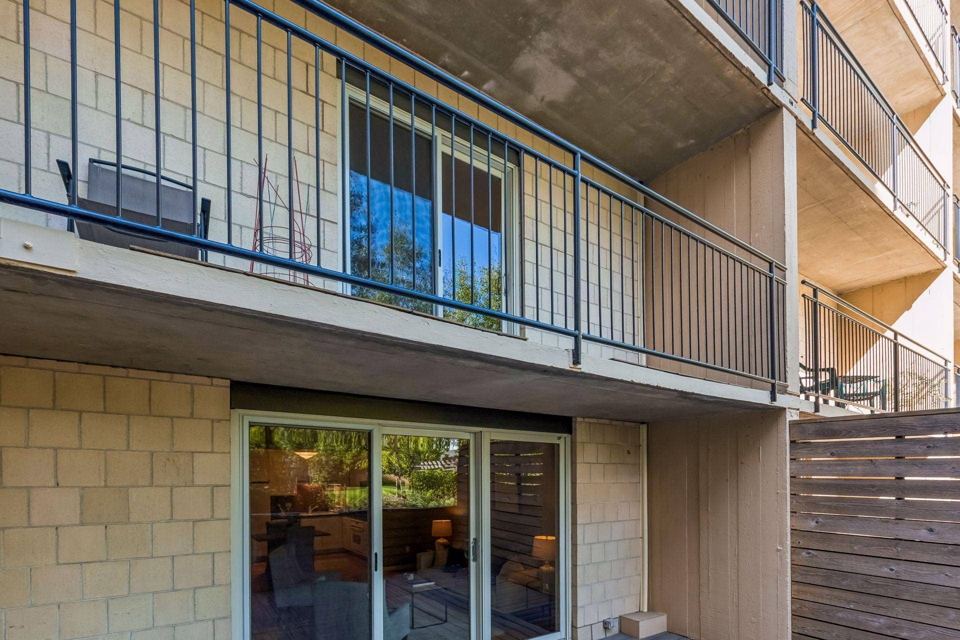 1200 Nicollet Mall, #221, 45, Minneapolis, MN 55403 Balcony directly above large patio