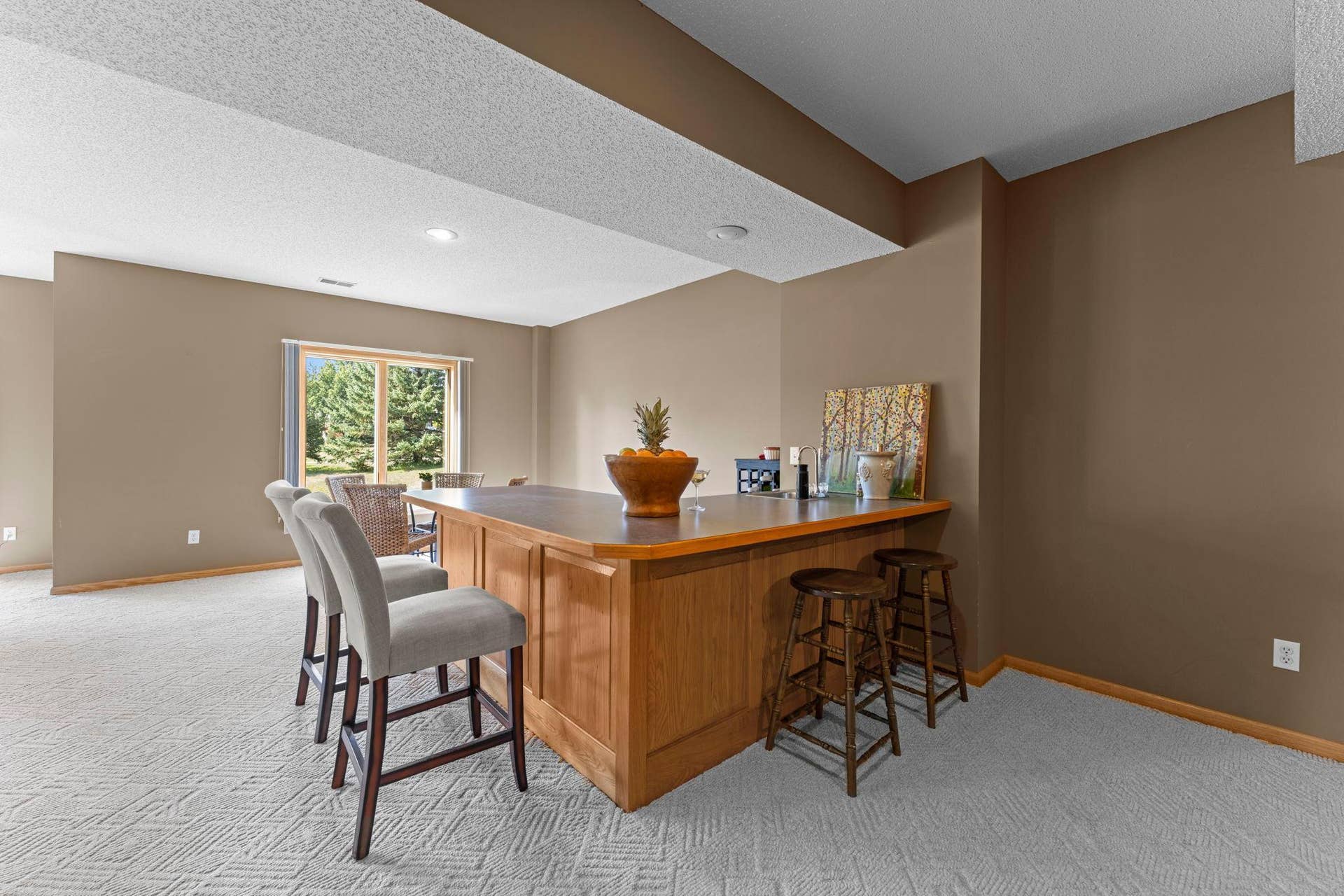 3685 Commonwealth Road, Woodbury, MN 55125