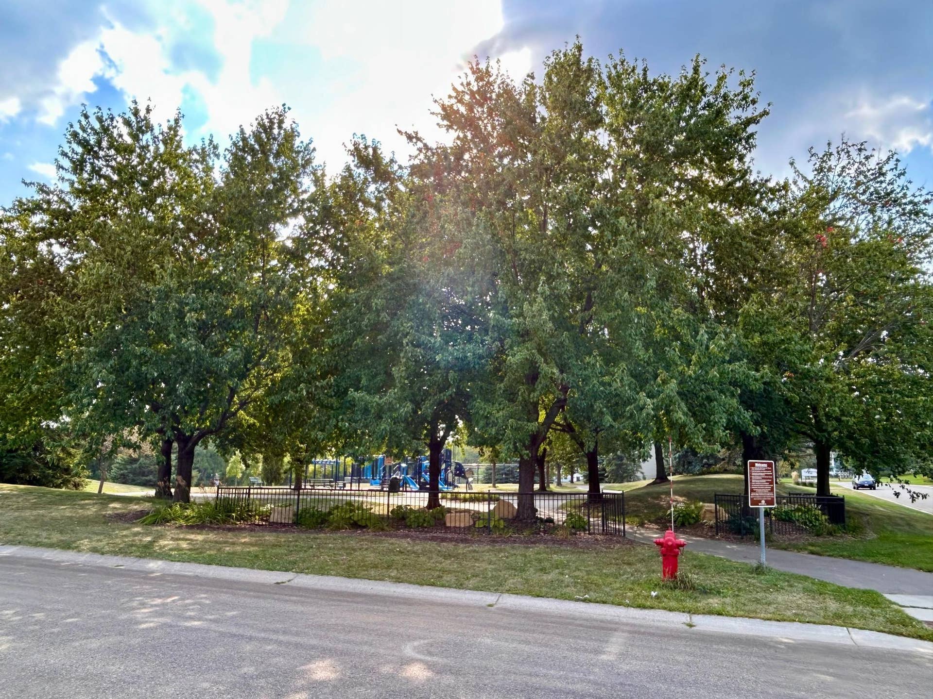 3685 Commonwealth Road, Woodbury, MN 55125