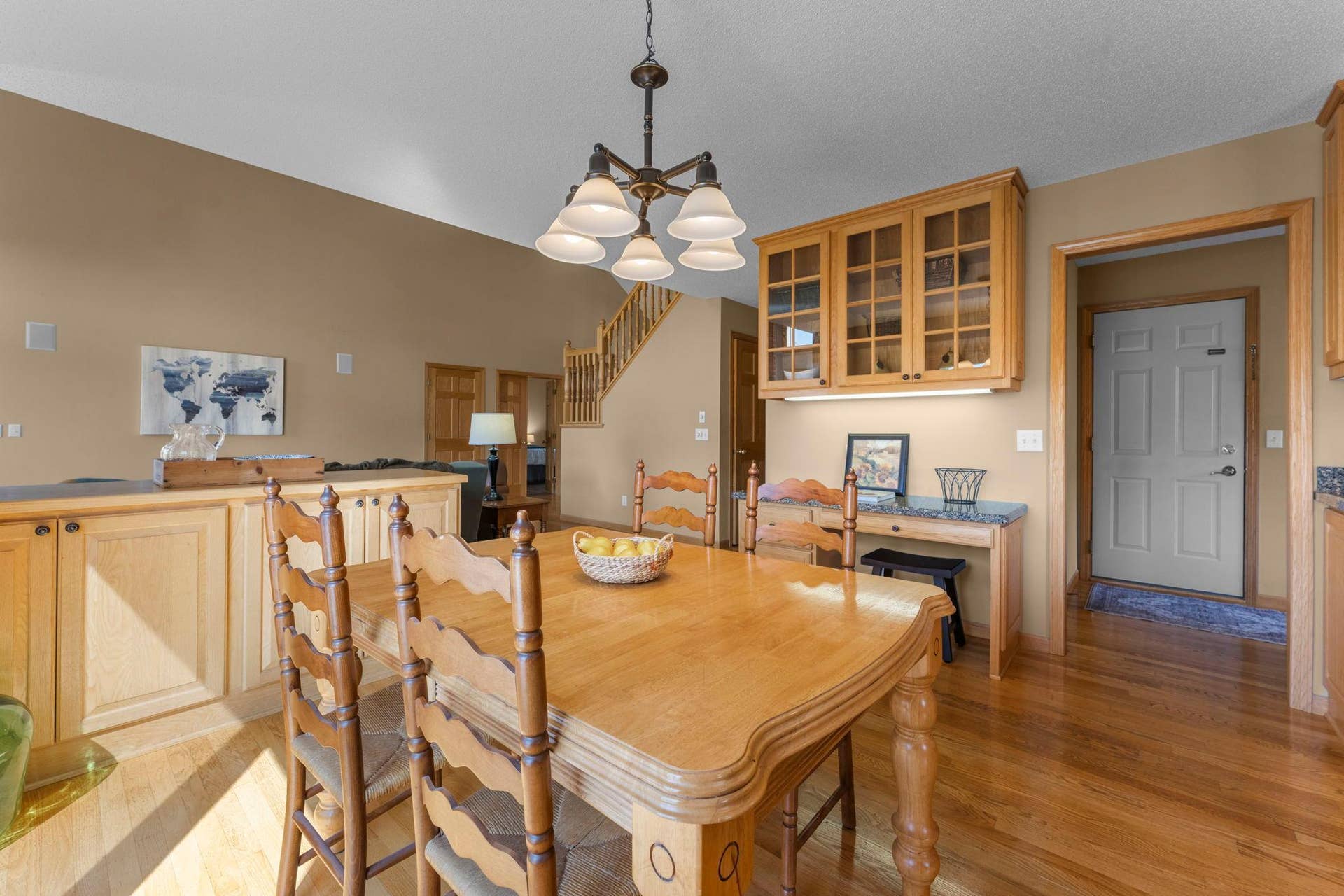 3685 Commonwealth Road, Woodbury, MN 55125