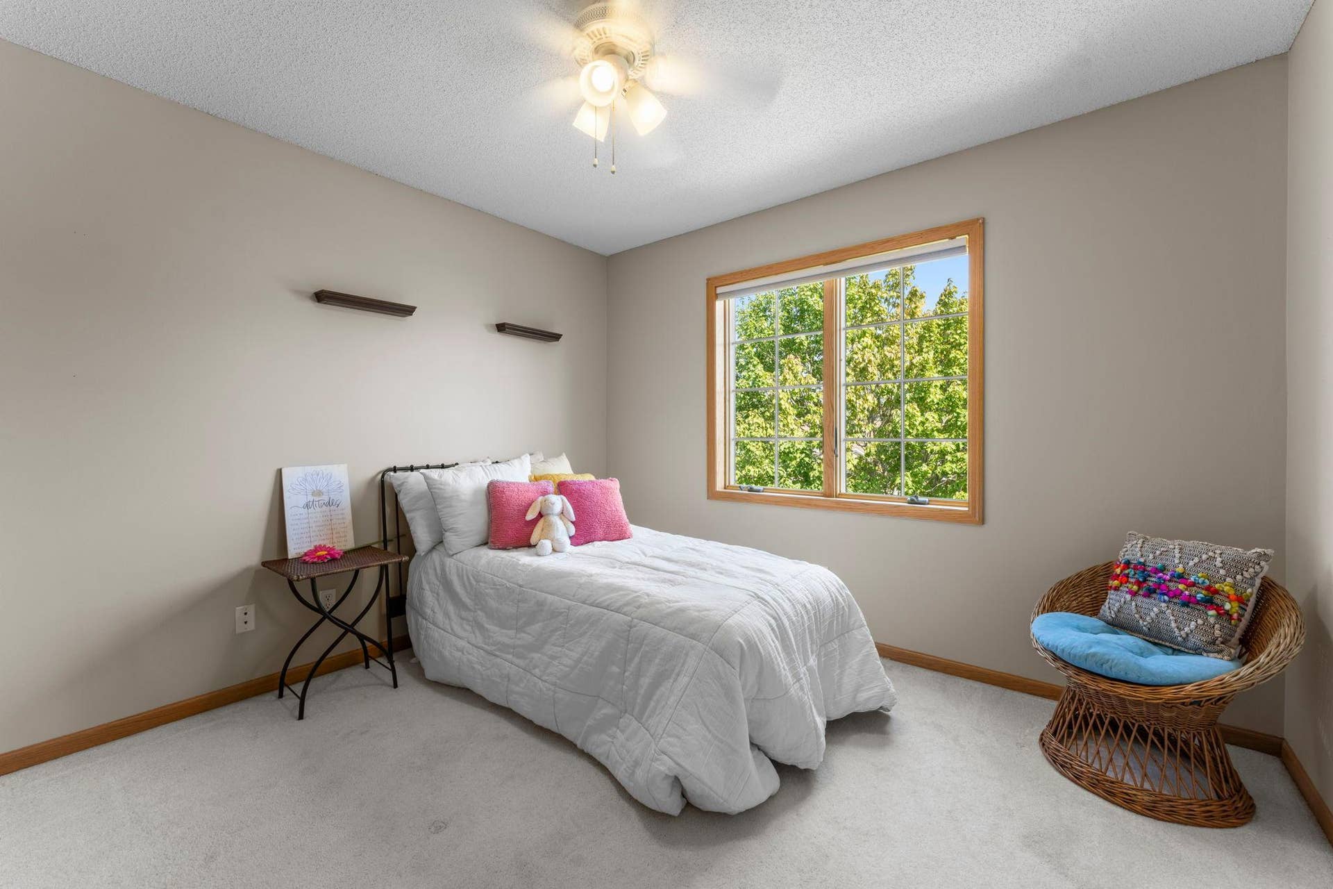 3685 Commonwealth Road, Woodbury, MN 55125