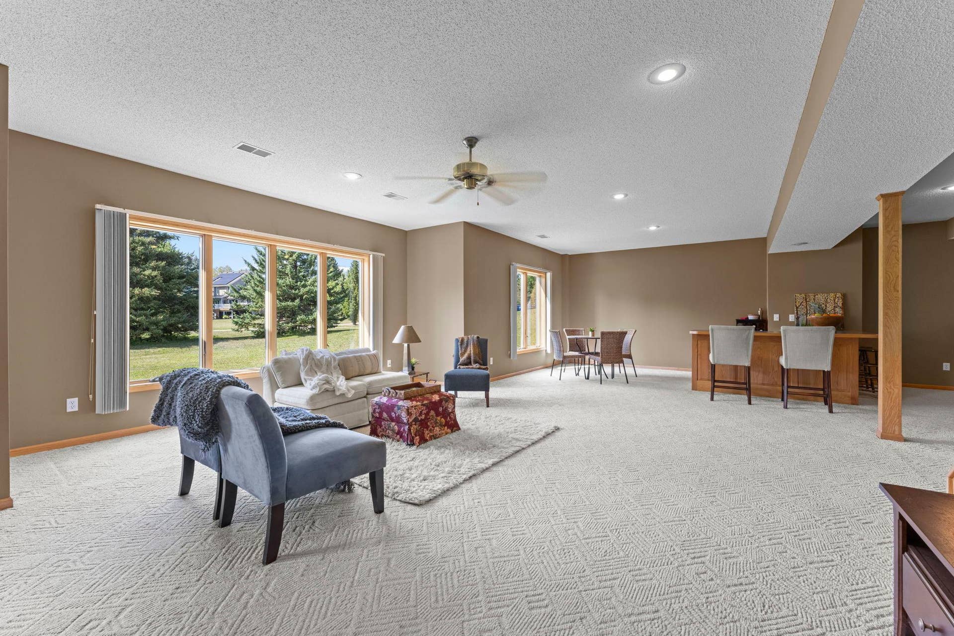 3685 Commonwealth Road, Woodbury, MN 55125