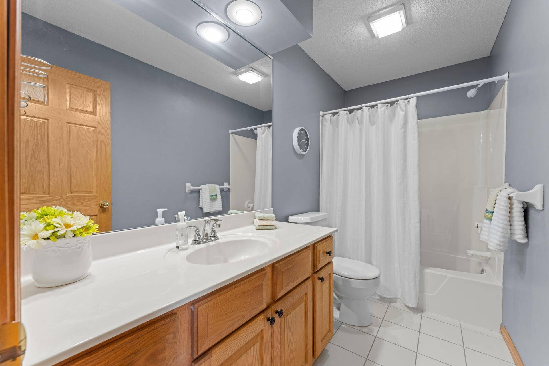 3685 Commonwealth Road, Woodbury, MN 55125