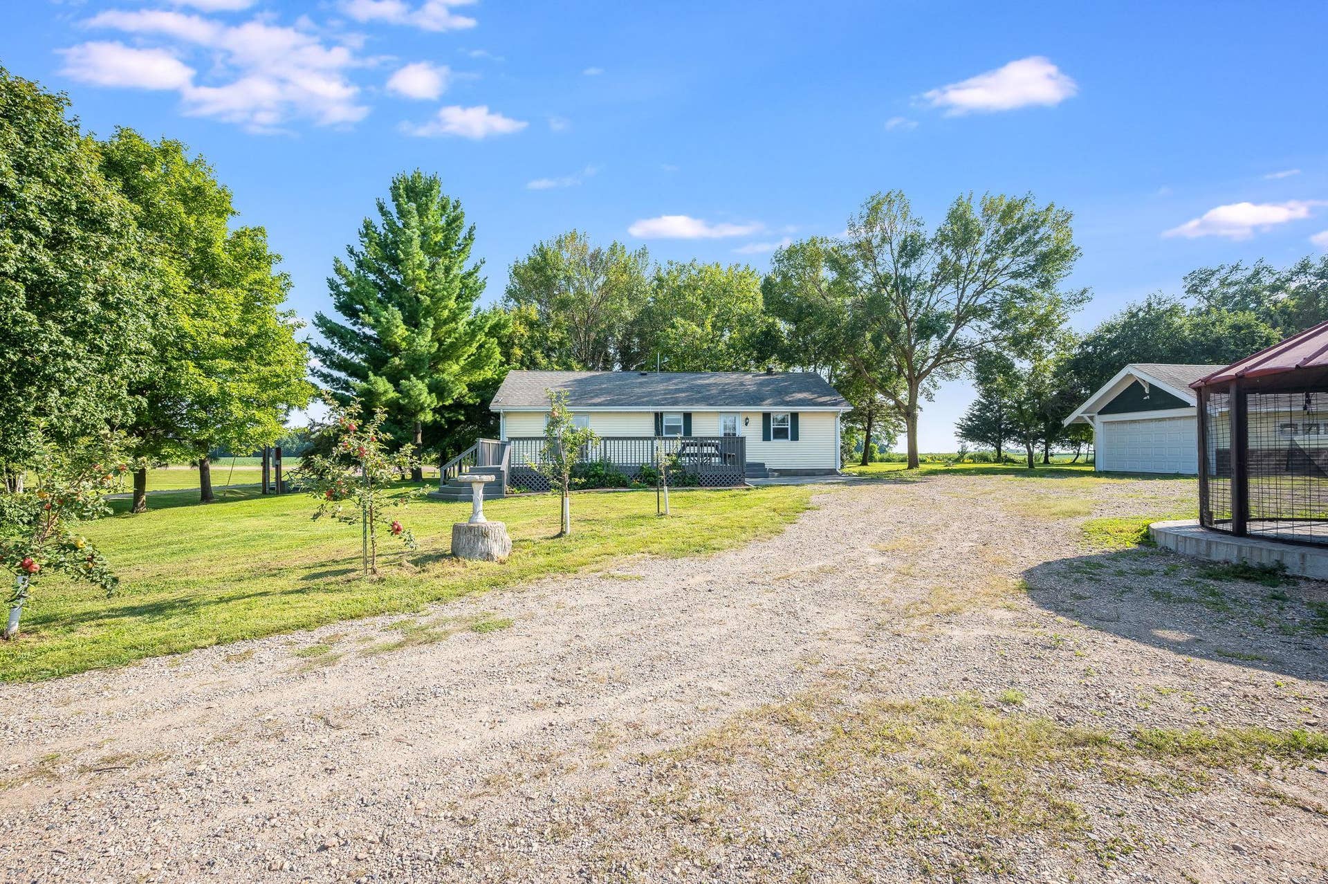 30452 390th Street, Le Sueur, MN 56058 30452 390th St Le Sueur MN-07.jpg