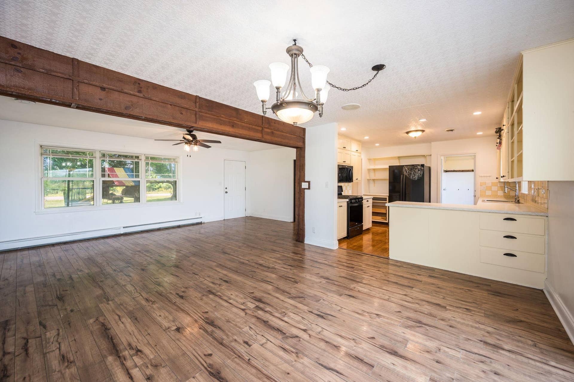 30452 390th Street, Le Sueur, MN 56058 30452 390th St Le Sueur MN-20.jpg