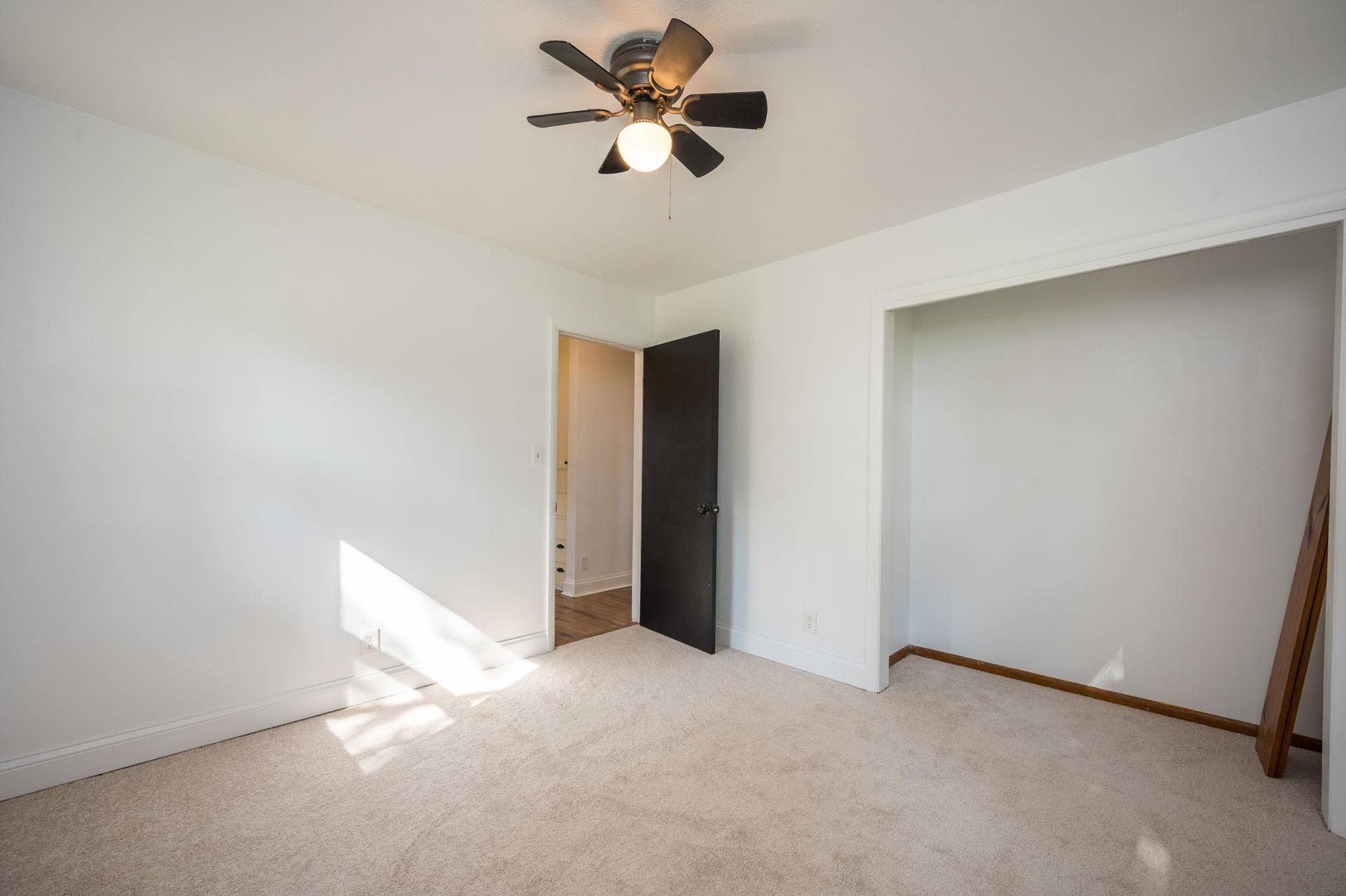 30452 390th Street, Le Sueur, MN 56058 30452 390th St Le Sueur MN-31.jpg