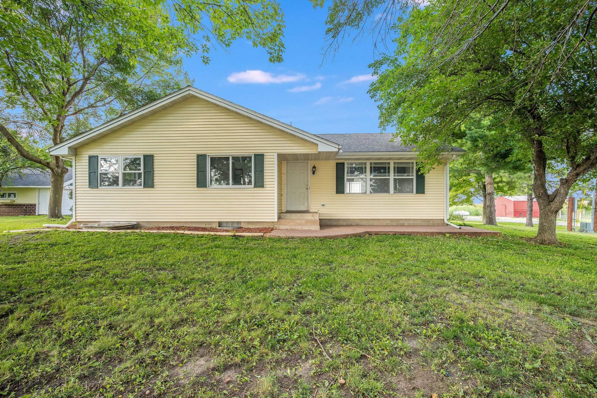 30452 390th Street, Le Sueur, MN 56058 30452 390th St Le Sueur MN-01.jpg
