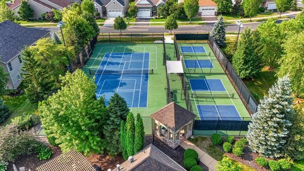 7417 Shadyview Lane N, Maple Grove, MN 55311 Tennis and Pickleball