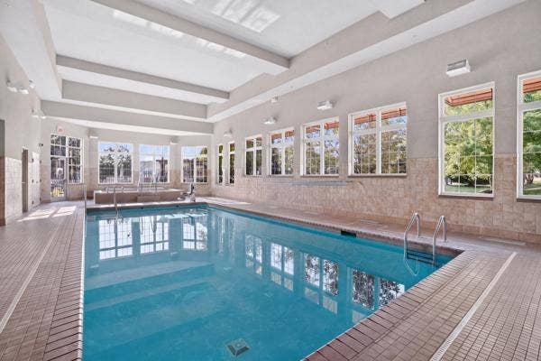 7417 Shadyview Lane N, Maple Grove, MN 55311 Indoor Pool