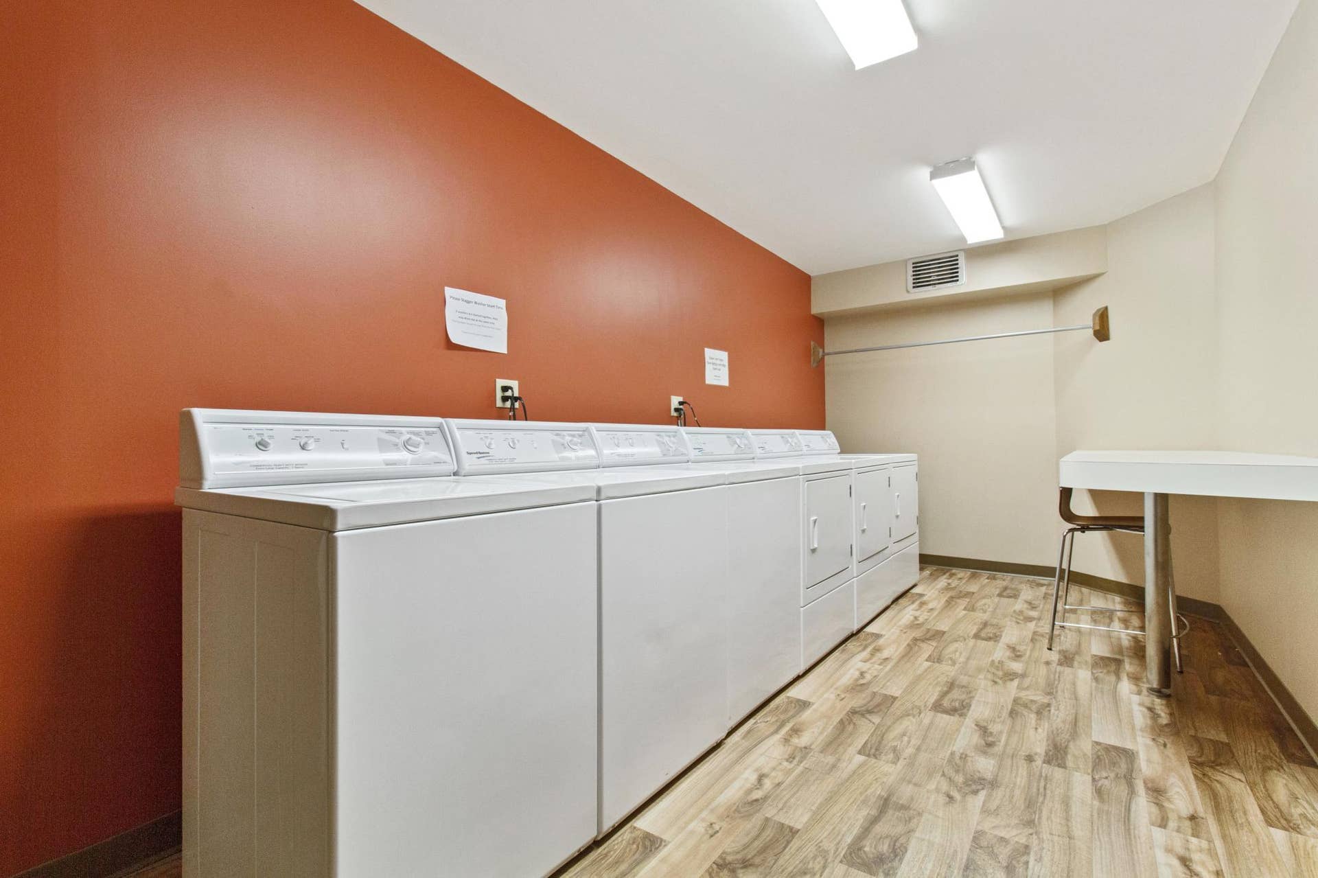 210 W Grant Street, #506, 45, Minneapolis, MN 55403 IMG_4527.jpg