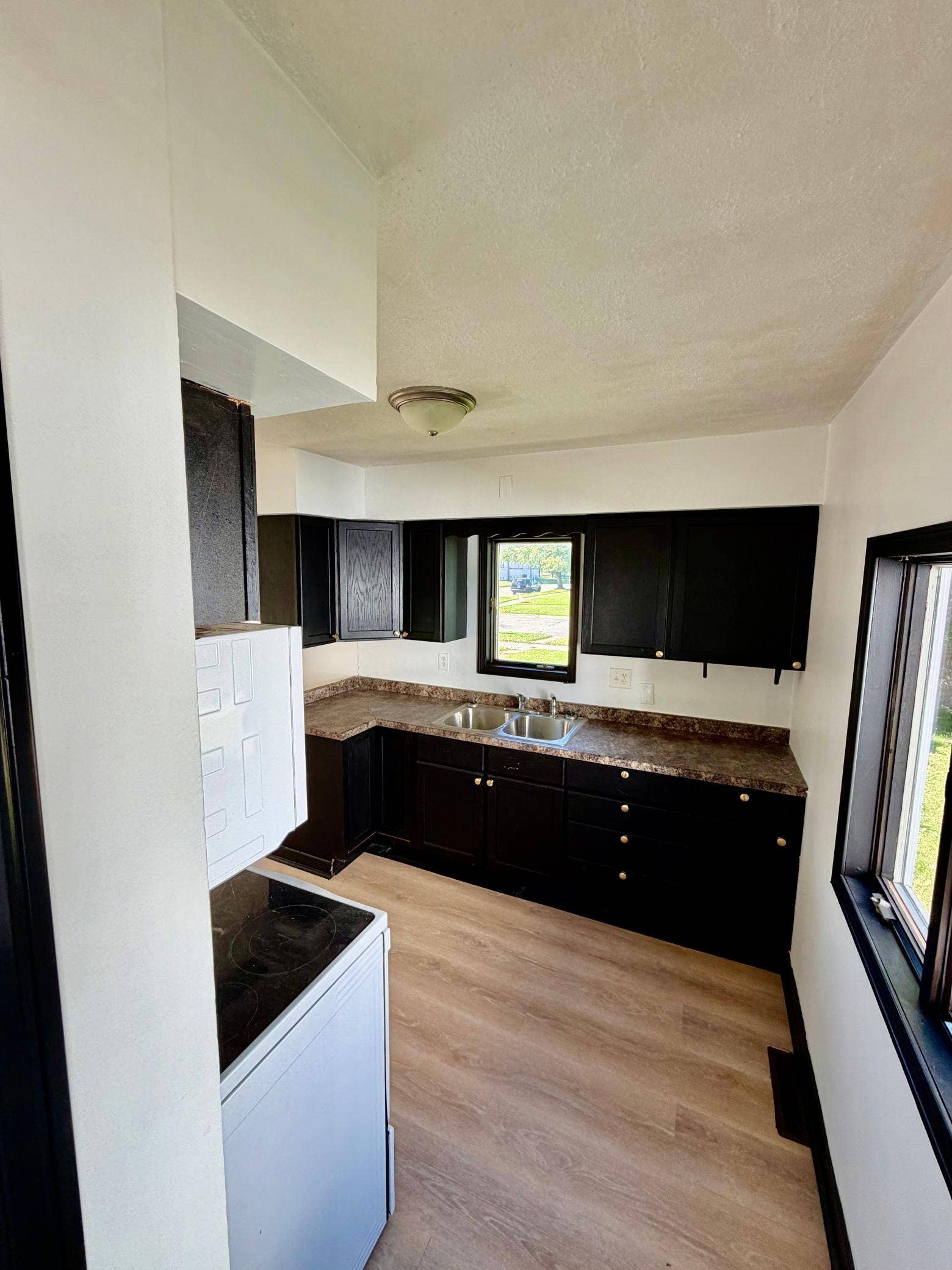 602 12th Street N, Benson, MN 56215 Kitchen