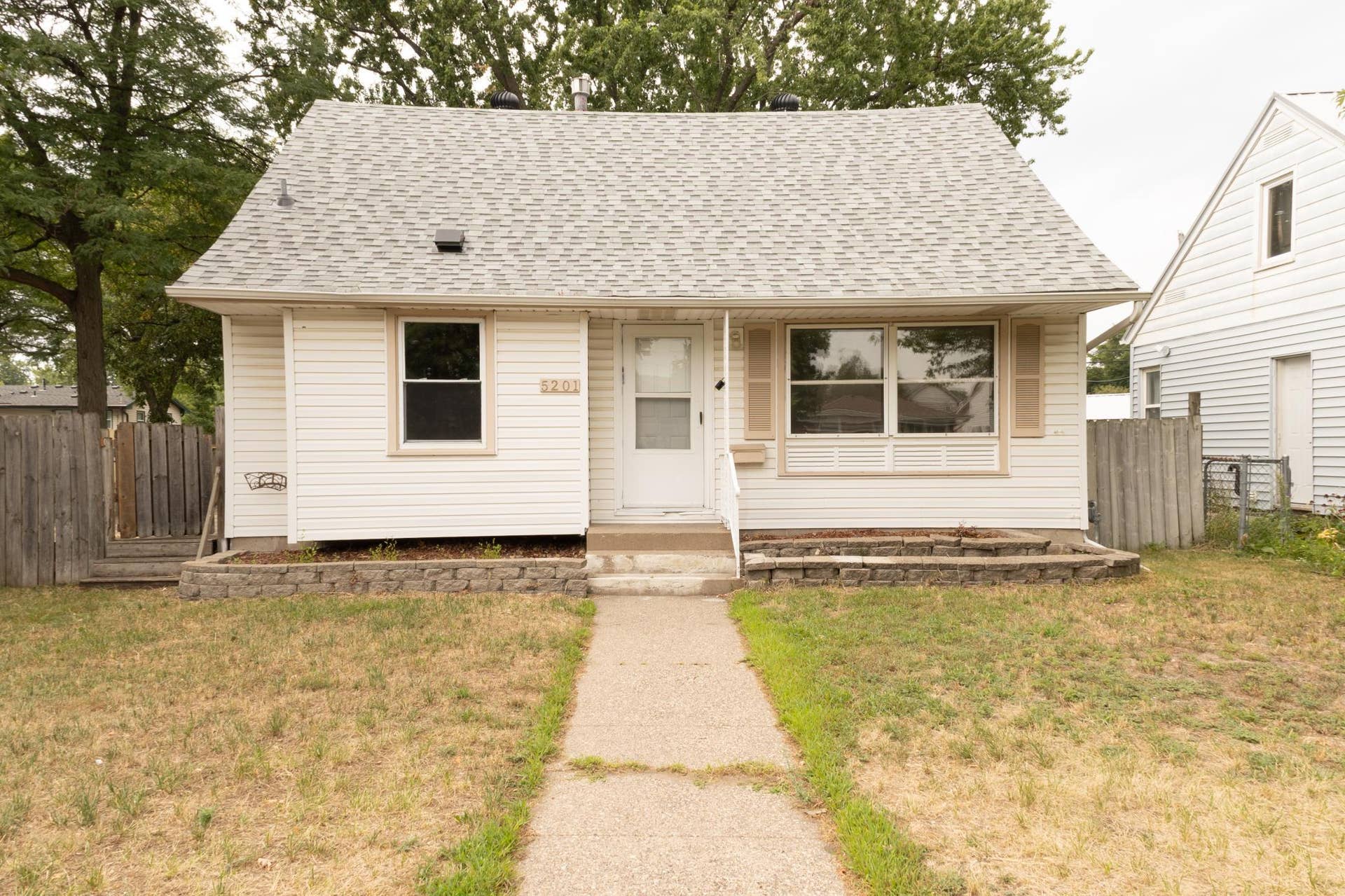 5201 Irving Avenue N, 69, Minneapolis, MN 55430 IMG_9917.jpeg