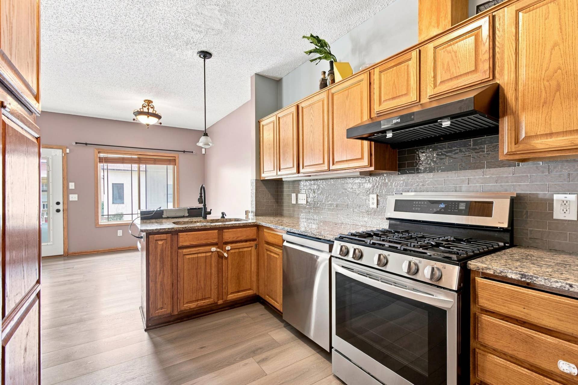 8605 Tessman Circle N, Brooklyn Park, MN 55445 8605 Tessman Circle N, Brooklyn Park, MN 55445