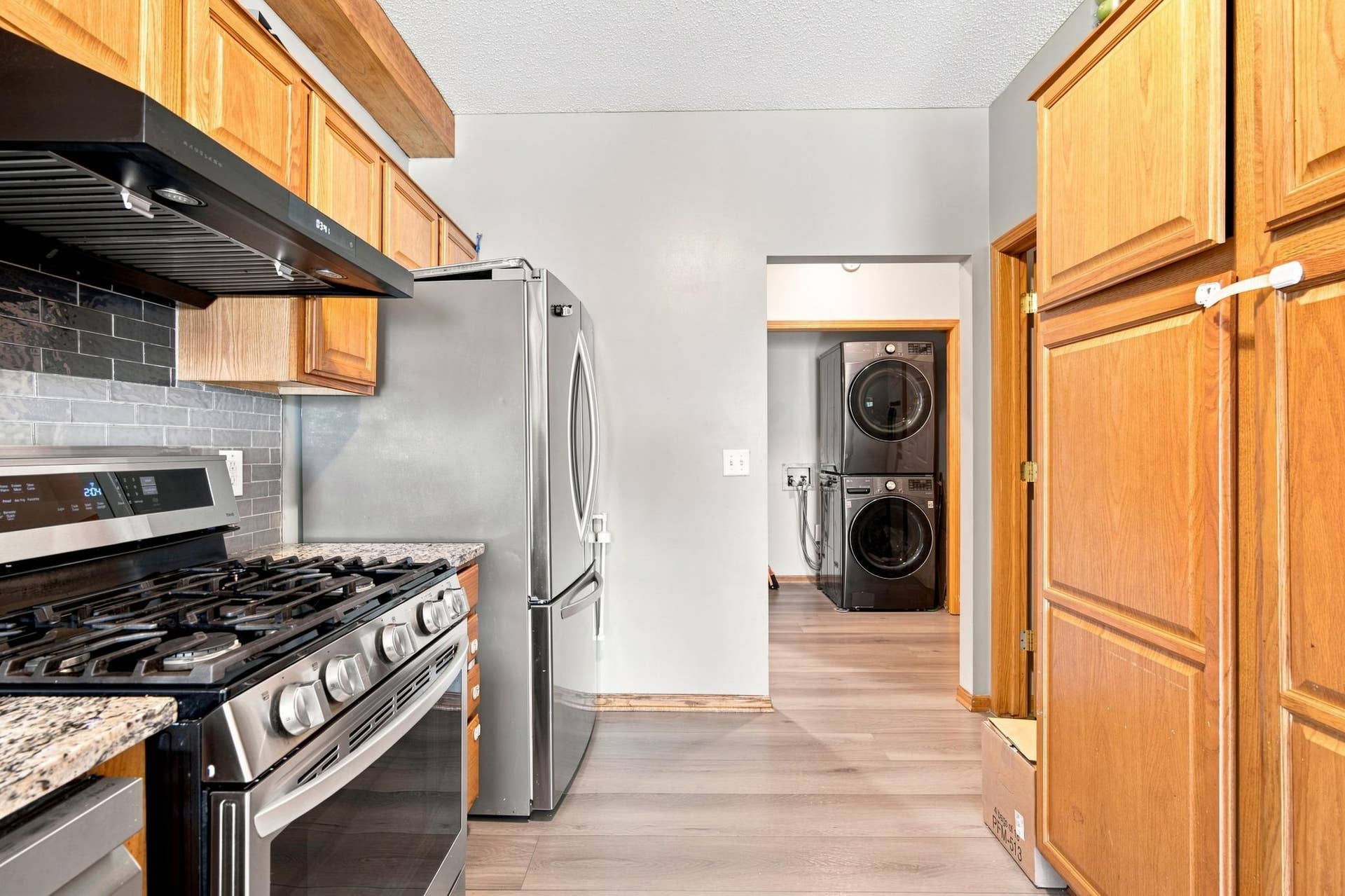 8605 Tessman Circle N, Brooklyn Park, MN 55445 8605 Tessman Circle N, Brooklyn Park, MN 55445