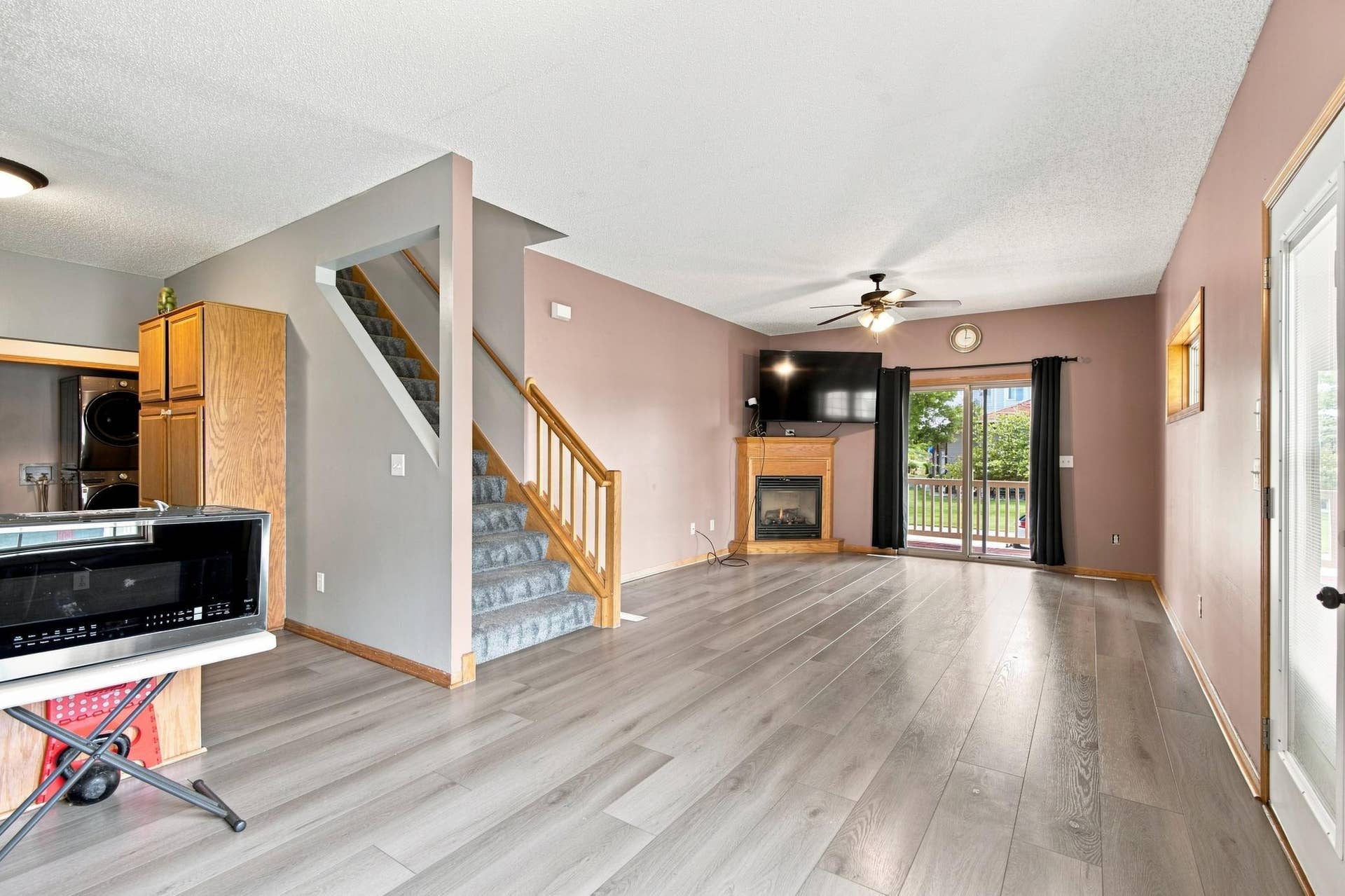 8605 Tessman Circle N, Brooklyn Park, MN 55445 8605 Tessman Circle N, Brooklyn Park, MN 55445