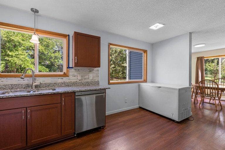 395 Kingston Avenue, Maplewood, MN 55117 015_dsc03224_257.jpg