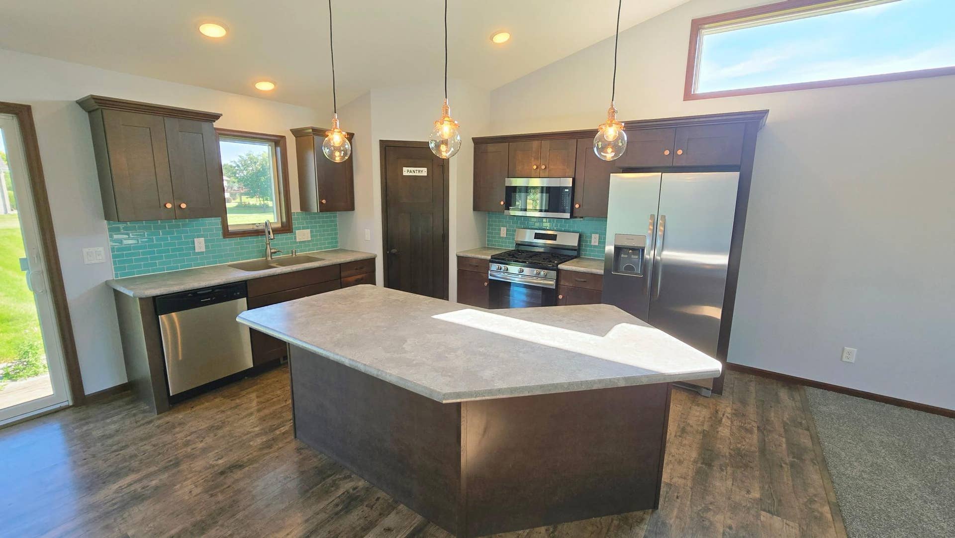 416 Torrey Pines Drive, Mankato, MN 56001 416 Torrey Pines (7).jpg