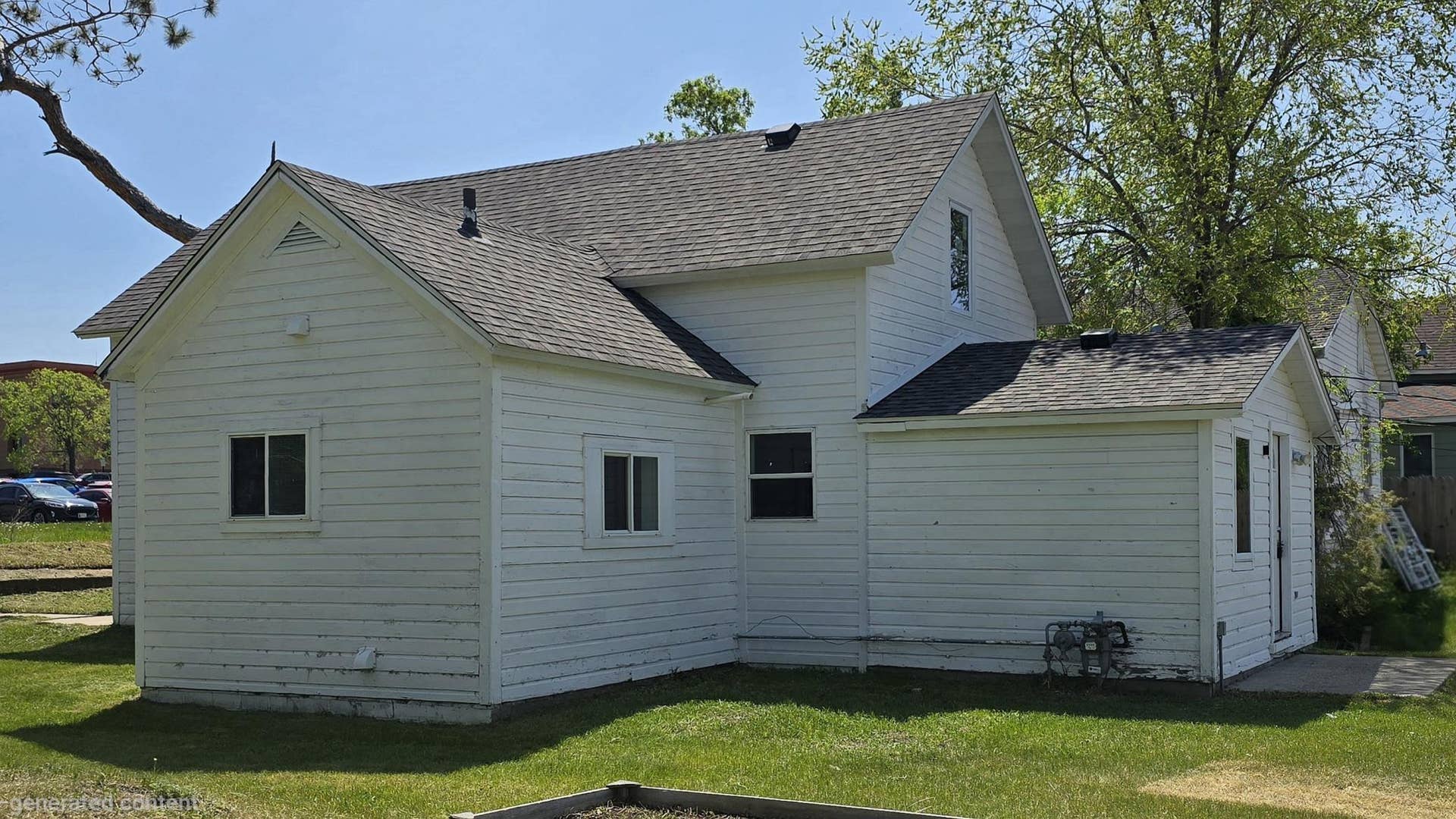 707 Irvine Avenue NW, Bemidji, MN 56601 sideyard1.jpg