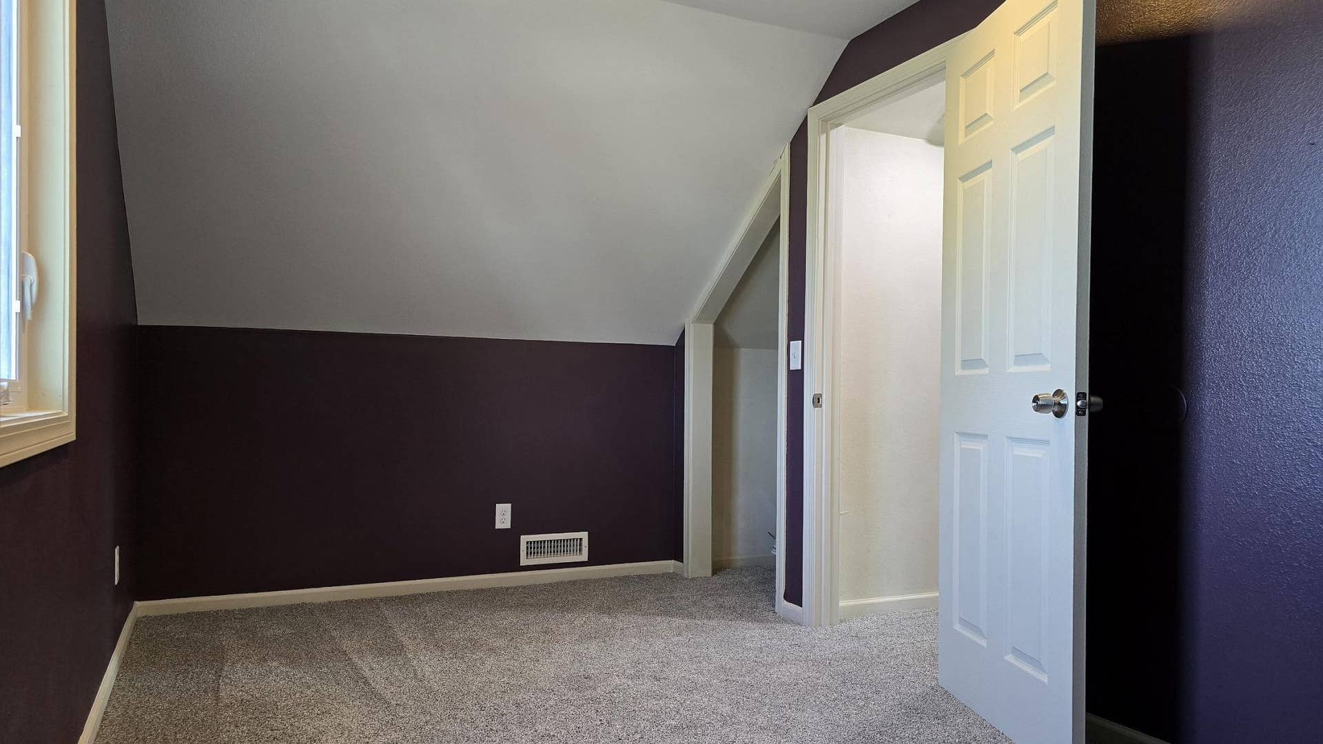 707 Irvine Avenue NW, Bemidji, MN 56601 upperbed1.1.jpg