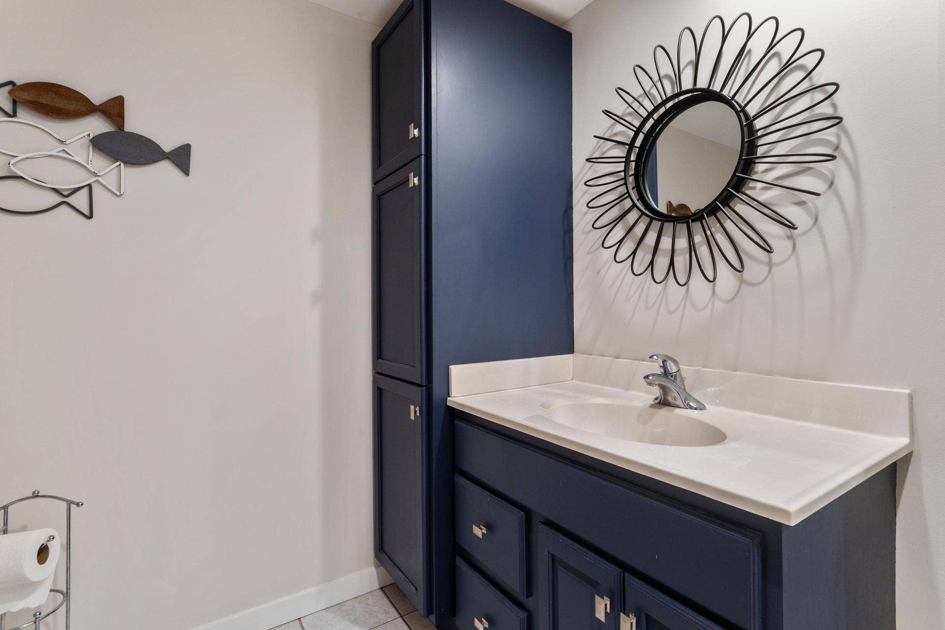 339 Summer Place E, Maplewood, MN 55117