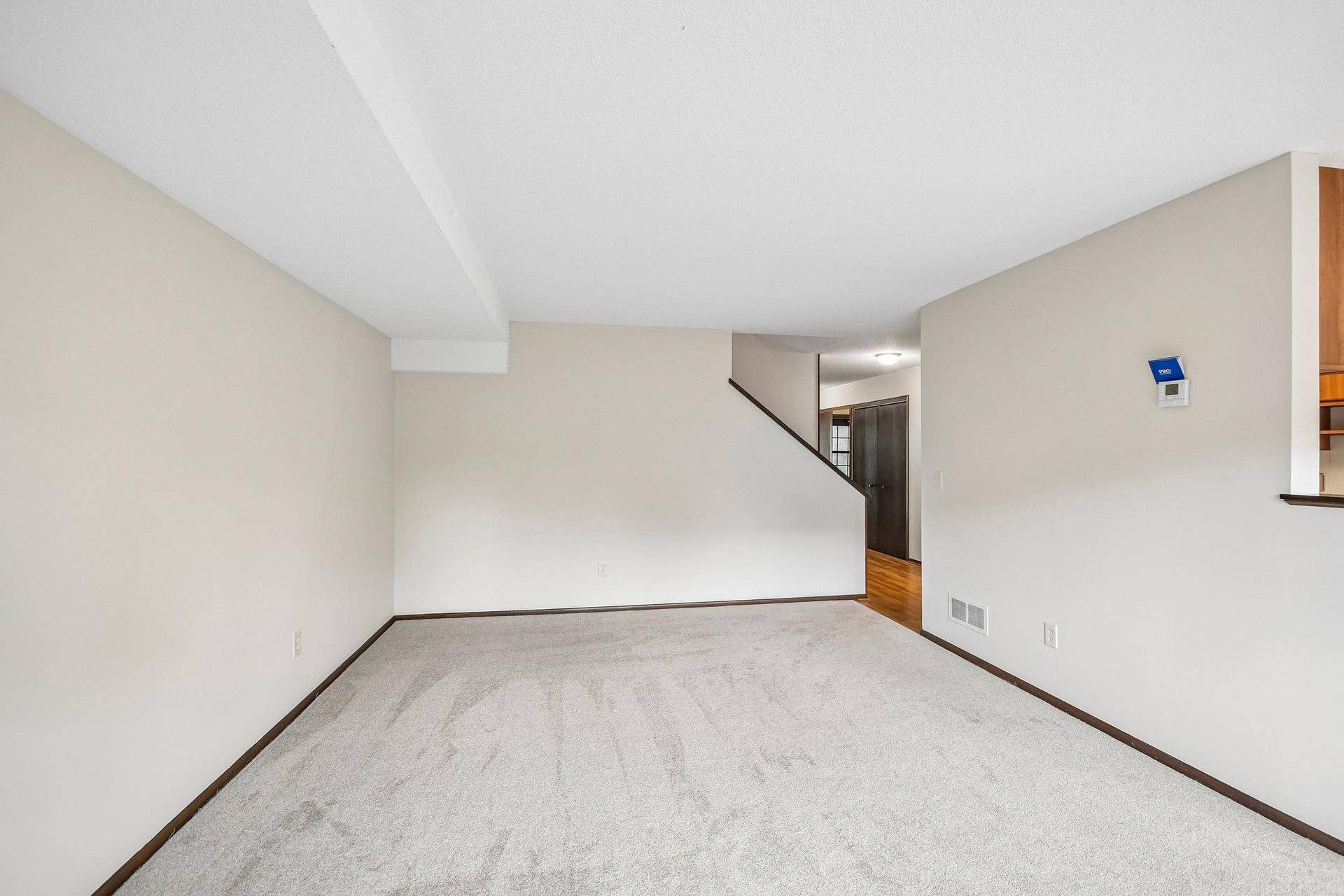 1748 Mcknight Road N, #24, Maplewood, MN 55109 13-web-or-mls-McKnight Rd N-S2508-013.jpg