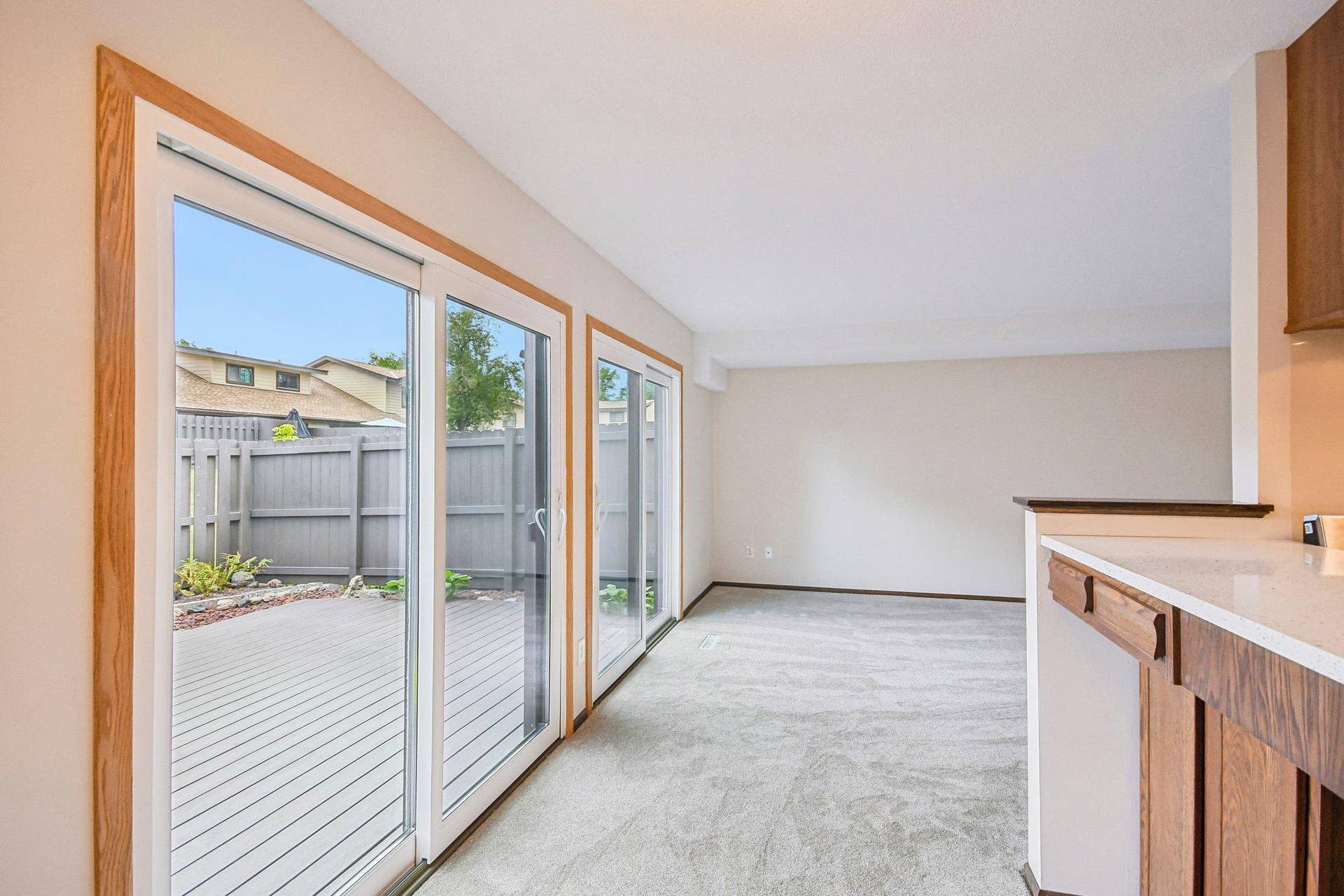 1748 Mcknight Road N, #24, Maplewood, MN 55109 15-web-or-mls-McKnight Rd N-S2508-015.jpg