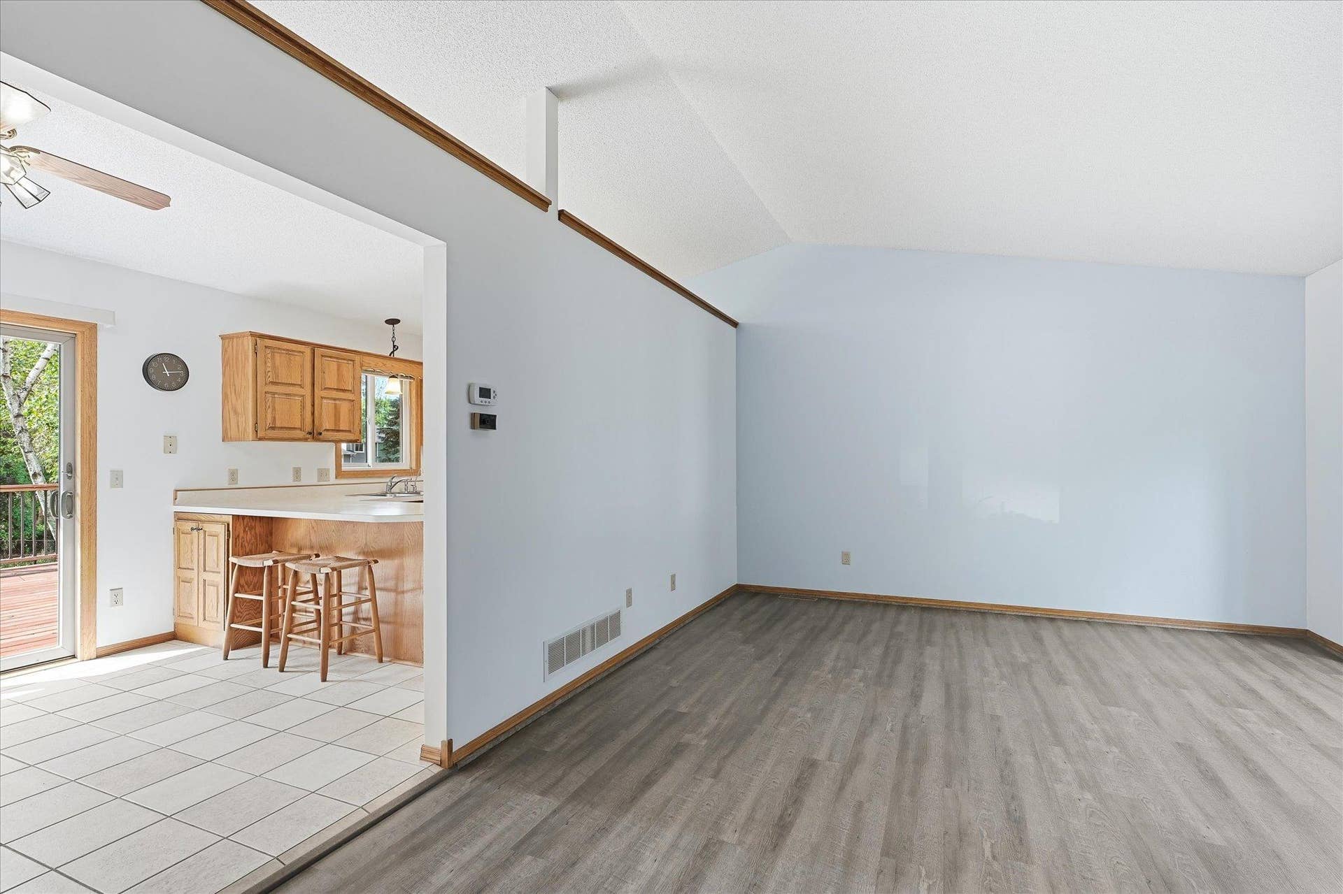9225 Queens Gardens, Brooklyn Park, MN 55443 9225 Queens Gardens, Brooklyn Park, MN 55443