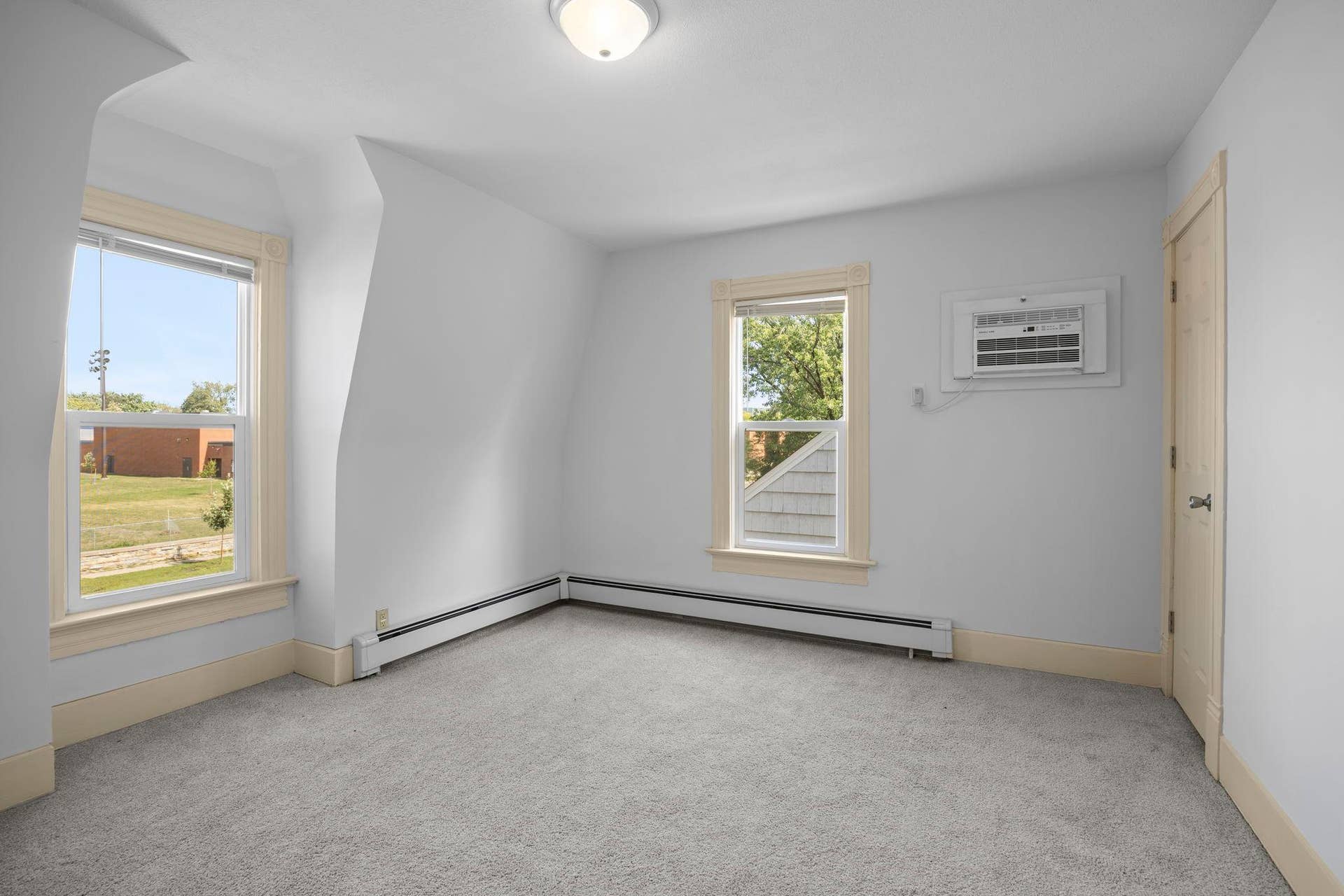 1626 Englewood Avenue, 93, Saint Paul, MN 55104 65-web-or-mls-1626 Englewood Ave-170.jpg