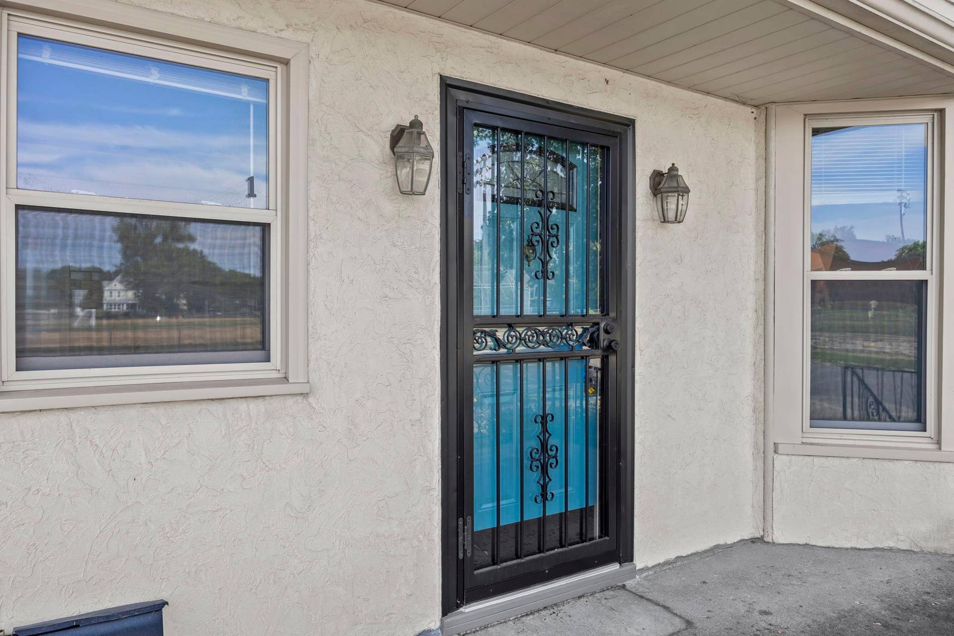 1626 Englewood Avenue, 93, Saint Paul, MN 55104 16-web-or-mls-1626 Englewood Ave-314.jpg