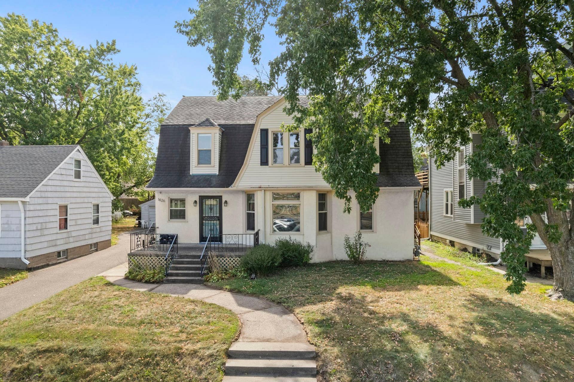 1626 Englewood Avenue, 93, Saint Paul, MN 55104 10-web-or-mls-1626 Englewood Ave-331.jpg