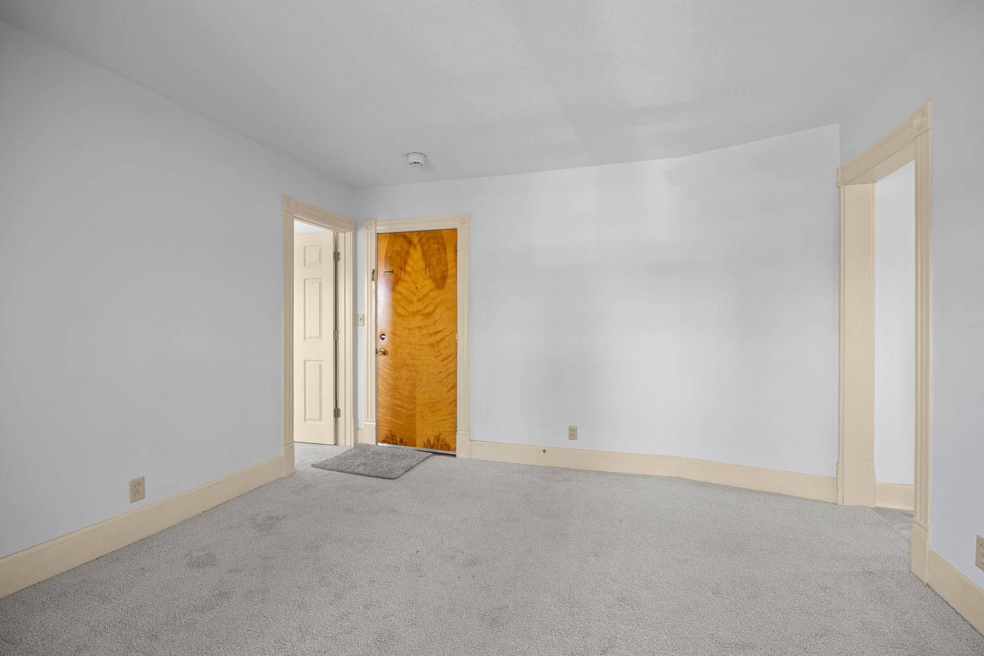 1626 Englewood Avenue, 93, Saint Paul, MN 55104 63-web-or-mls-1626 Englewood Ave-159.jpg