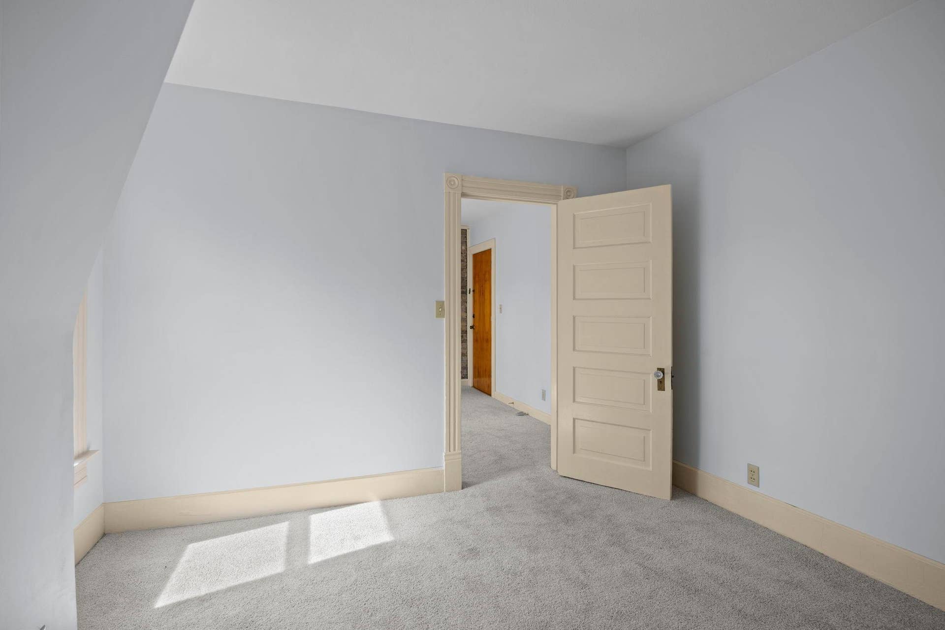 1626 Englewood Avenue, 93, Saint Paul, MN 55104 52-web-or-mls-1626 Englewood Ave-104.jpg
