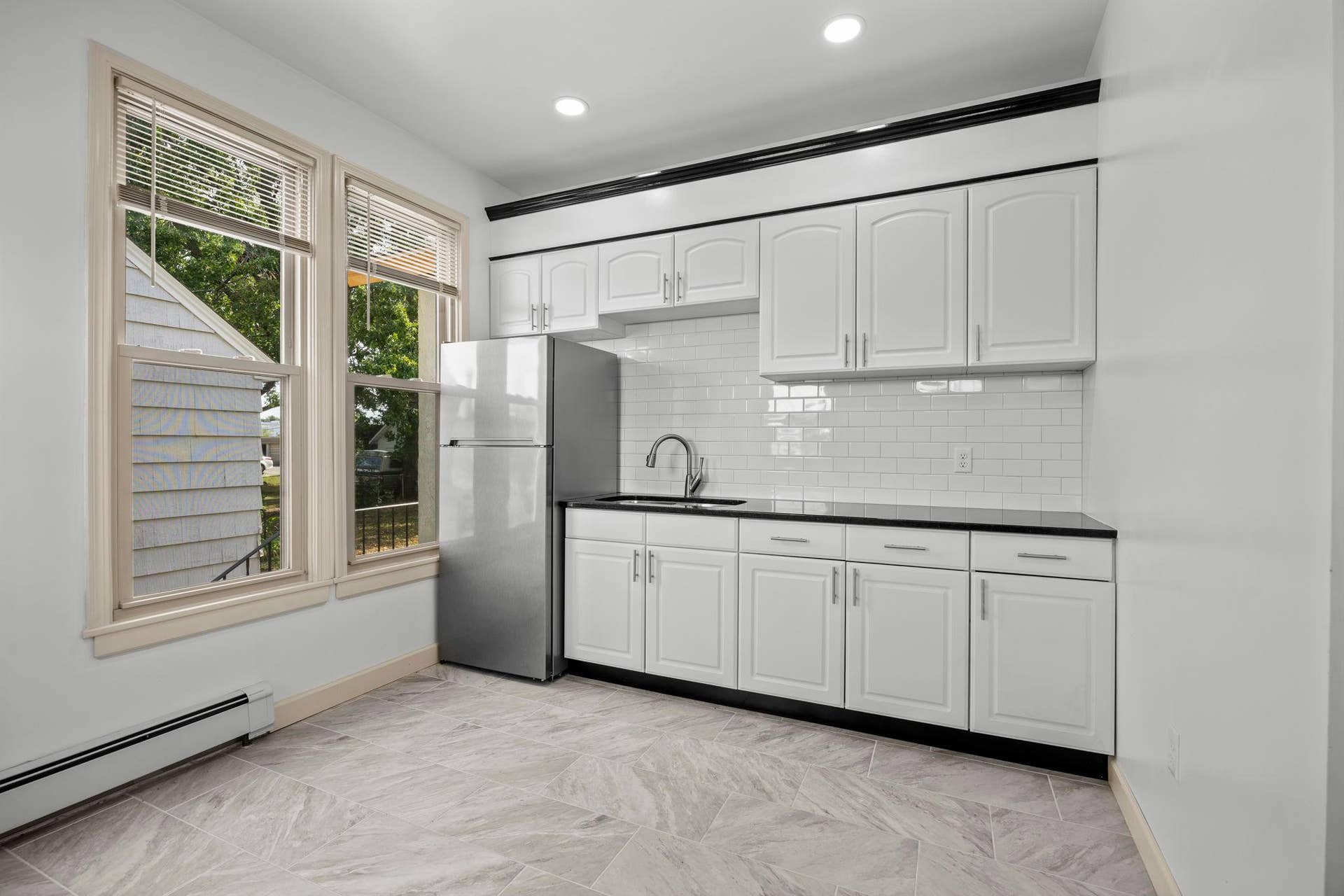 1626 Englewood Avenue, 93, Saint Paul, MN 55104 30-web-or-mls-1626 Englewood Ave-204.jpg