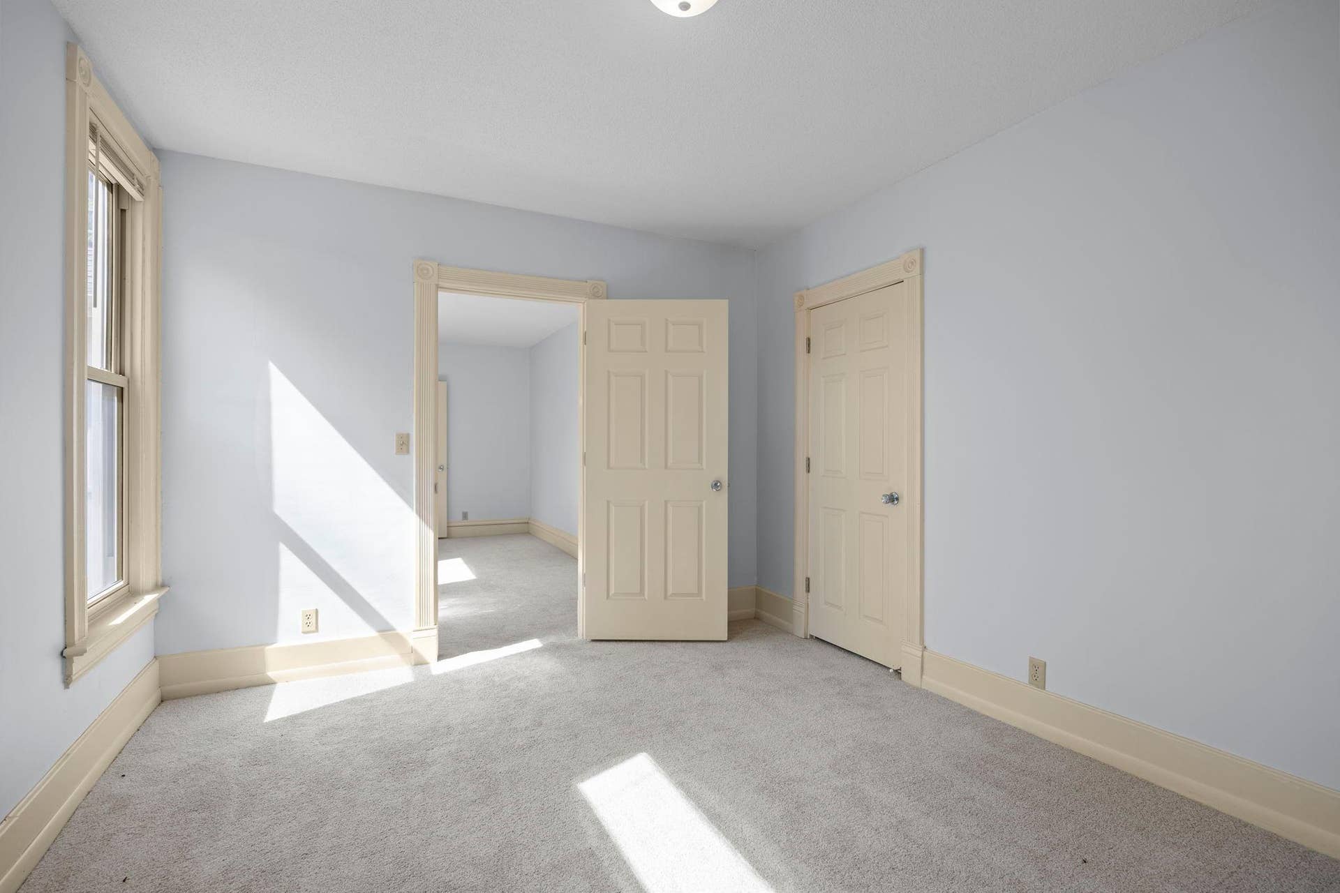 1626 Englewood Avenue, 93, Saint Paul, MN 55104 38-web-or-mls-1626 Englewood Ave-24.jpg