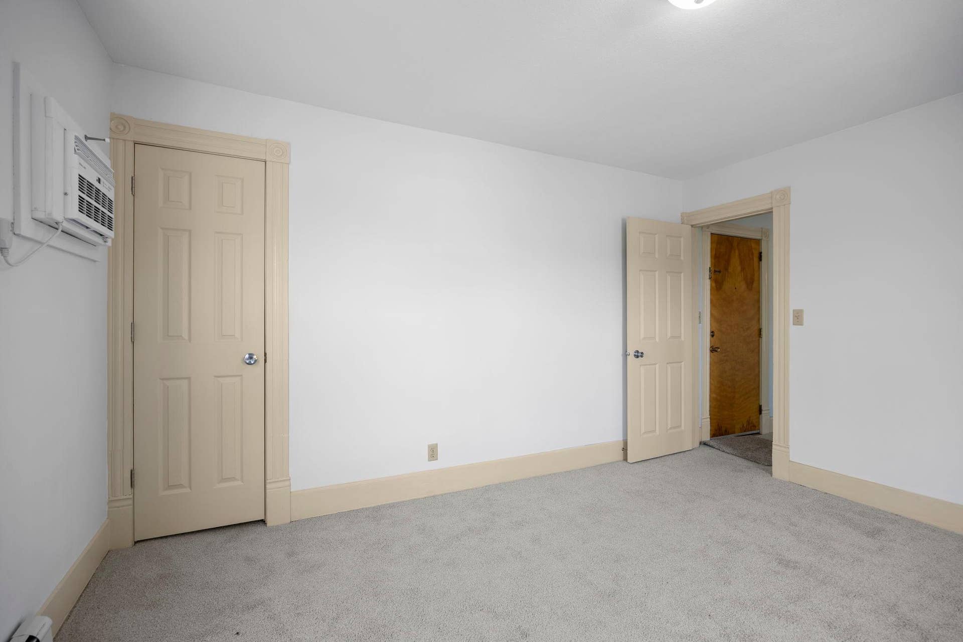 1626 Englewood Avenue, 93, Saint Paul, MN 55104 66-web-or-mls-1626 Englewood Ave-174.jpg