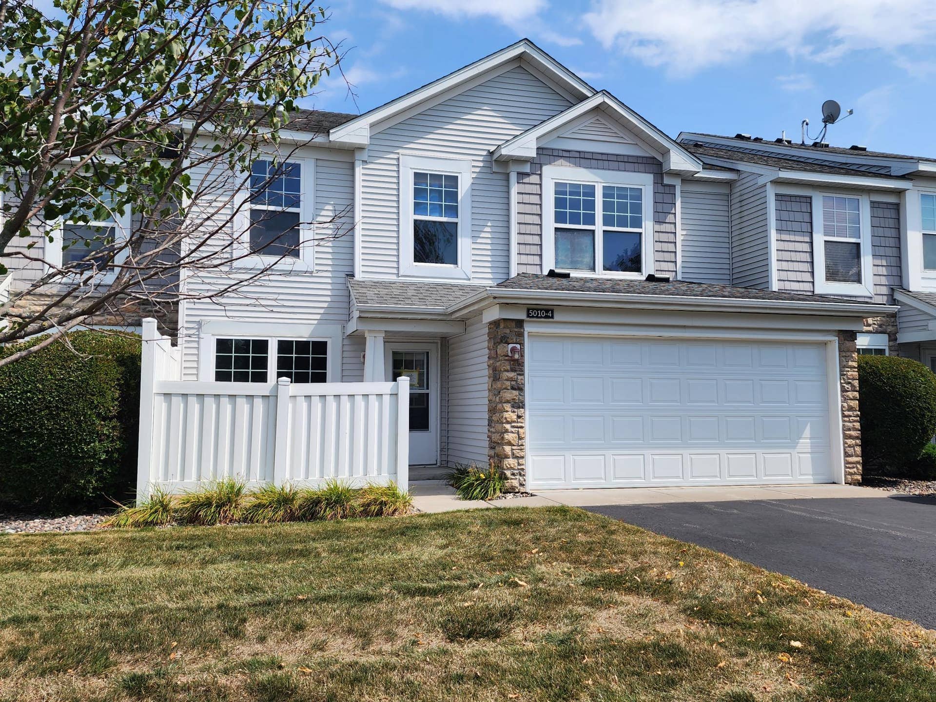 5010 149th Street N, #4, Hugo, MN 55038 5010 149th Street N, #4, Hugo, MN 55038