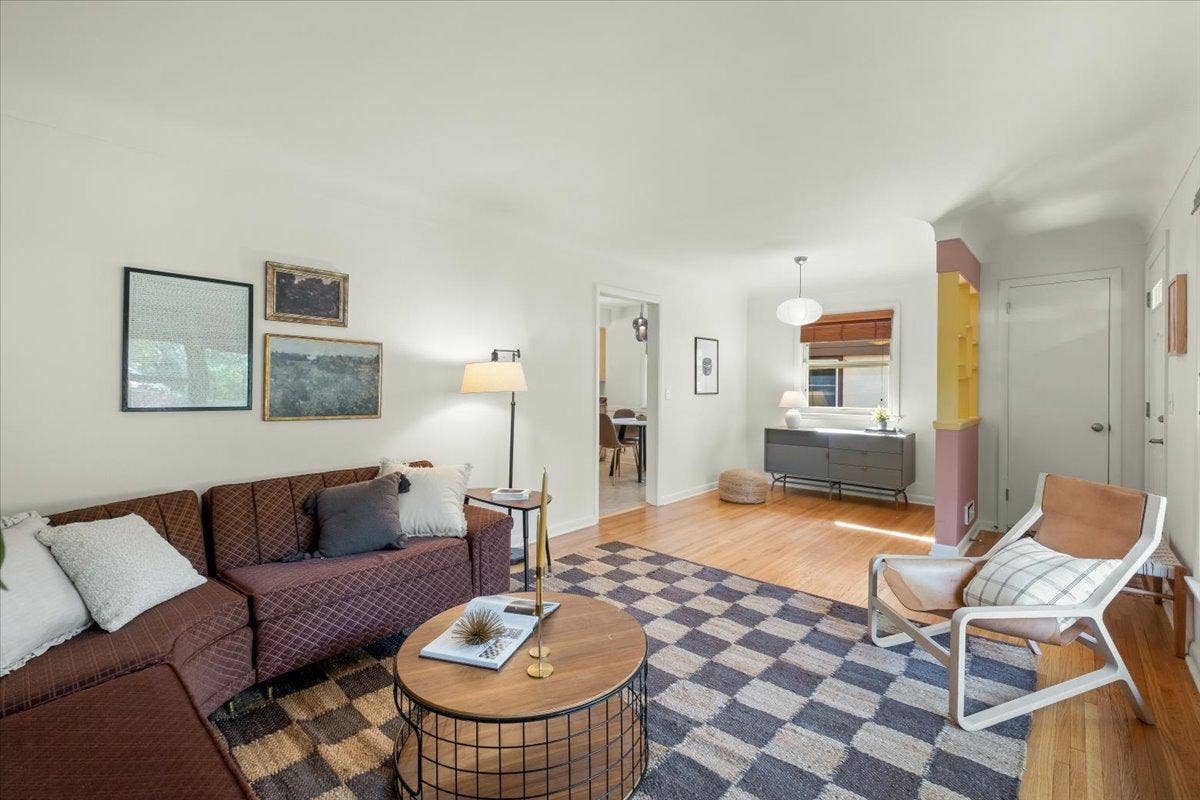3323 Arthur Street NE, 80, Minneapolis, MN 55418 Living Room
