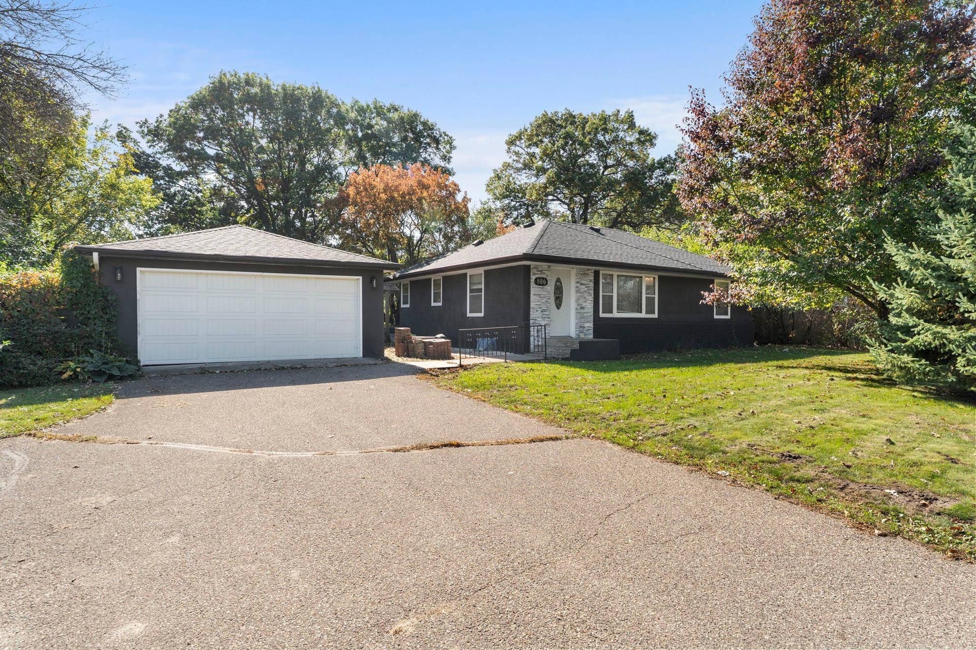 806 89th Avenue NE, Blaine, MN 55434 2-web-or-mls-806 89th Ave NE-243.jpg