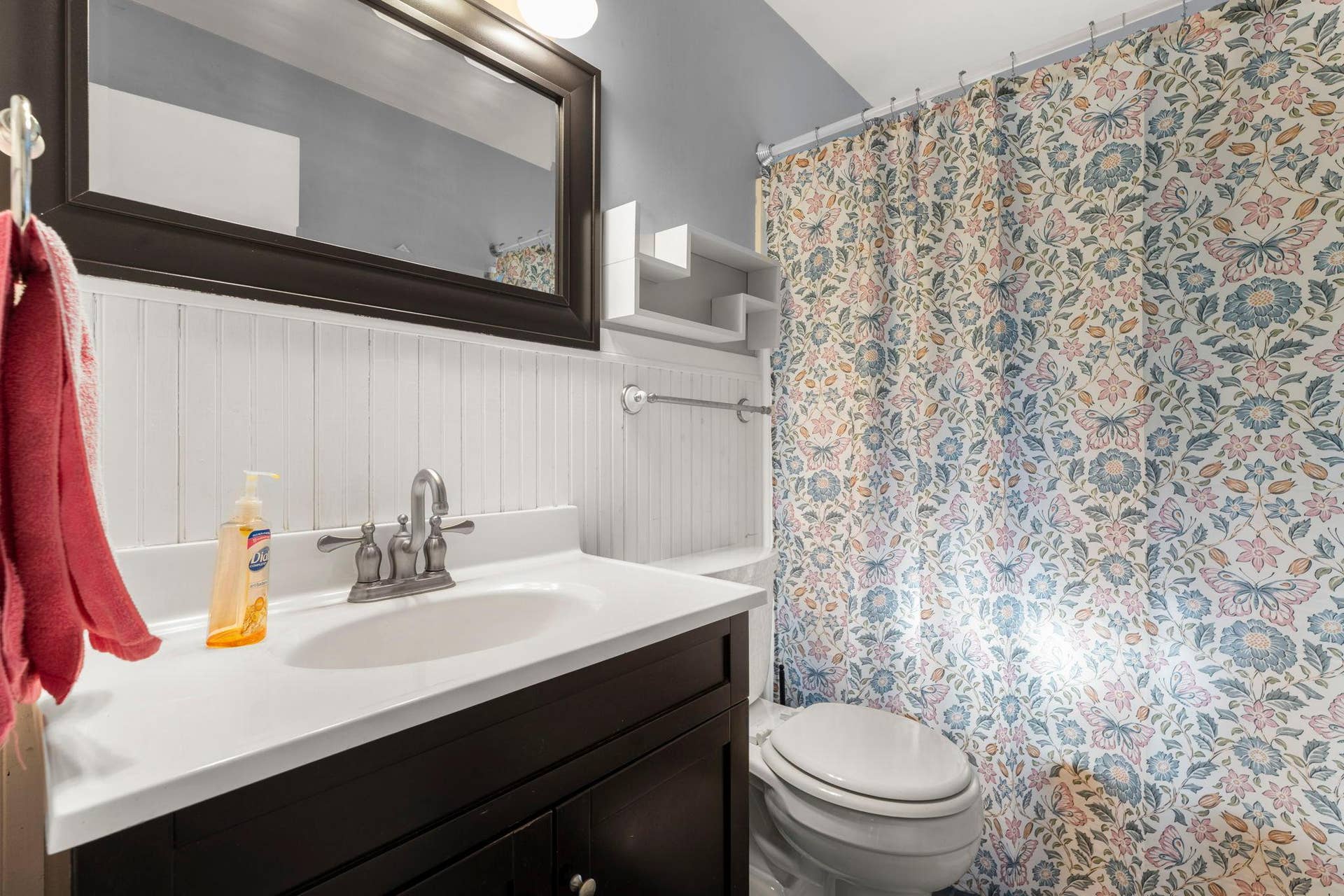 806 89th Avenue NE, Blaine, MN 55434 21-web-or-mls-806 89th Ave NE-53.jpg