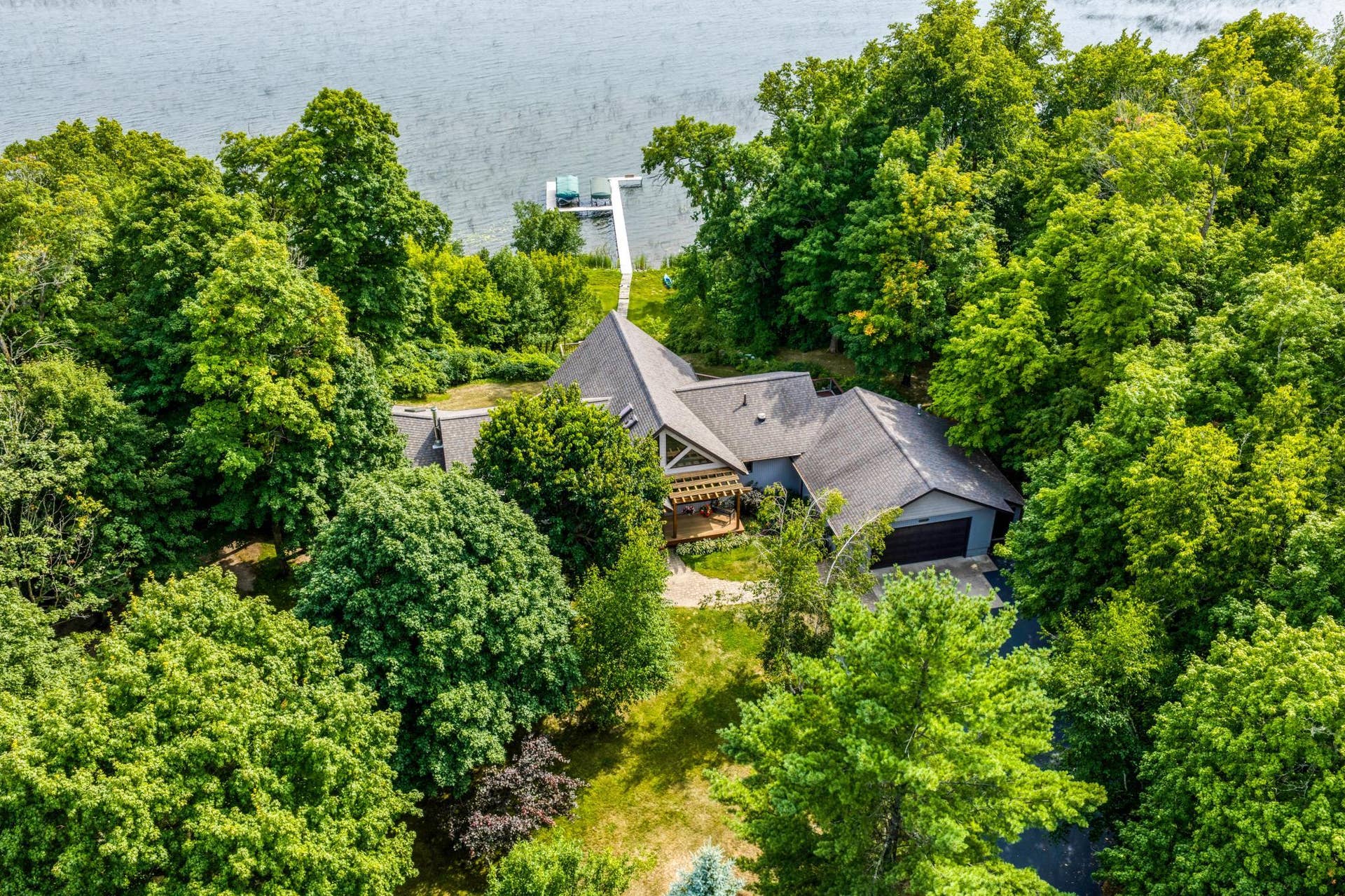 7002 Maple Beach Court NE, Bemidji, MN 56601 DJI_20260814154751_0348_D.jpg