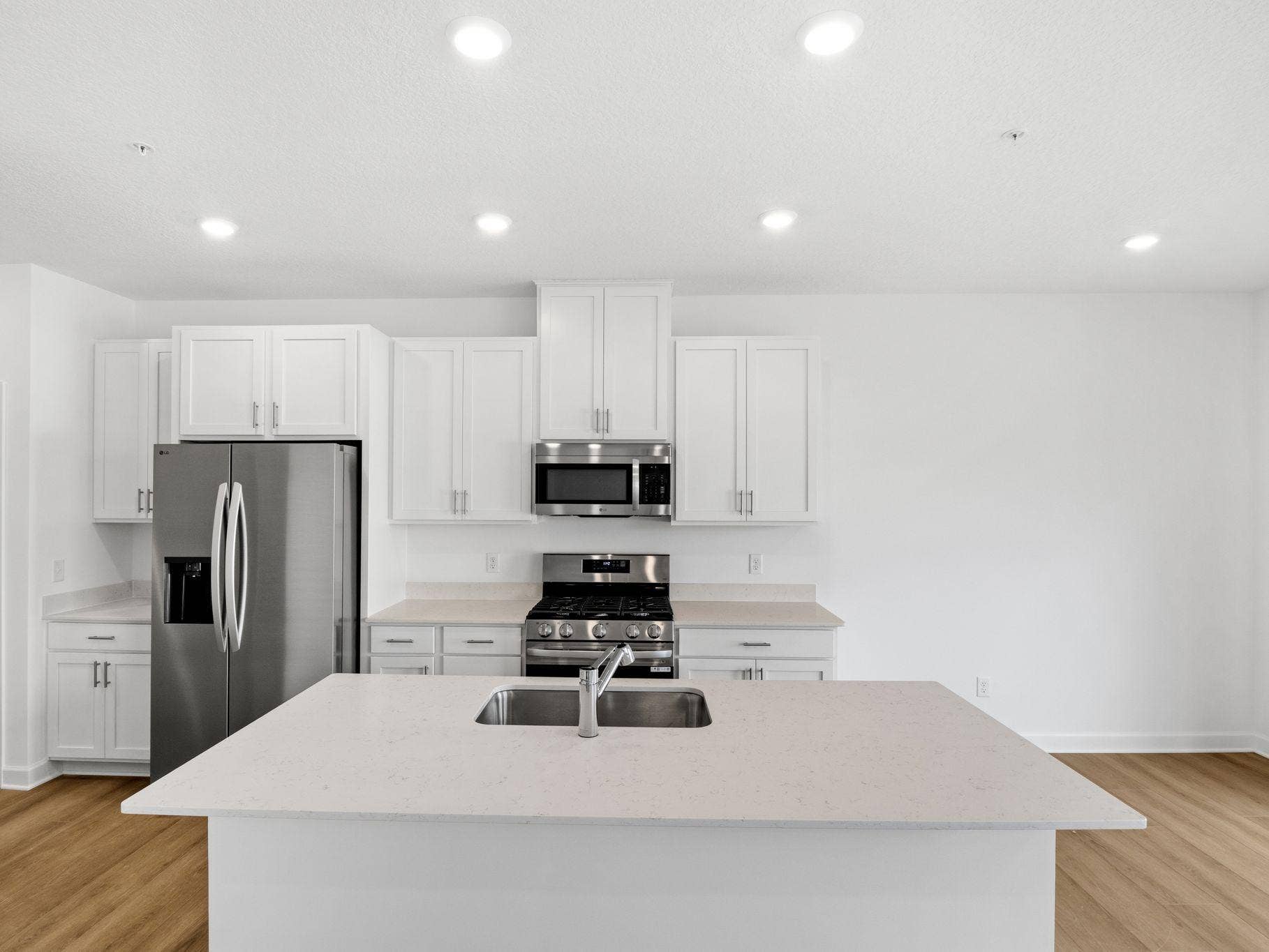 4226 Hayward Avenue N, Oakdale, MN 55128 (All the following photos are of a similar home, actual finishes may vary.)
