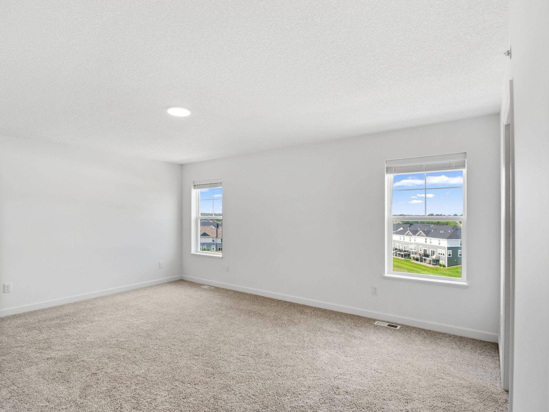 4226 Hayward Avenue N, Oakdale, MN 55128 4226 Hayward Avenue N, Oakdale, MN 55128