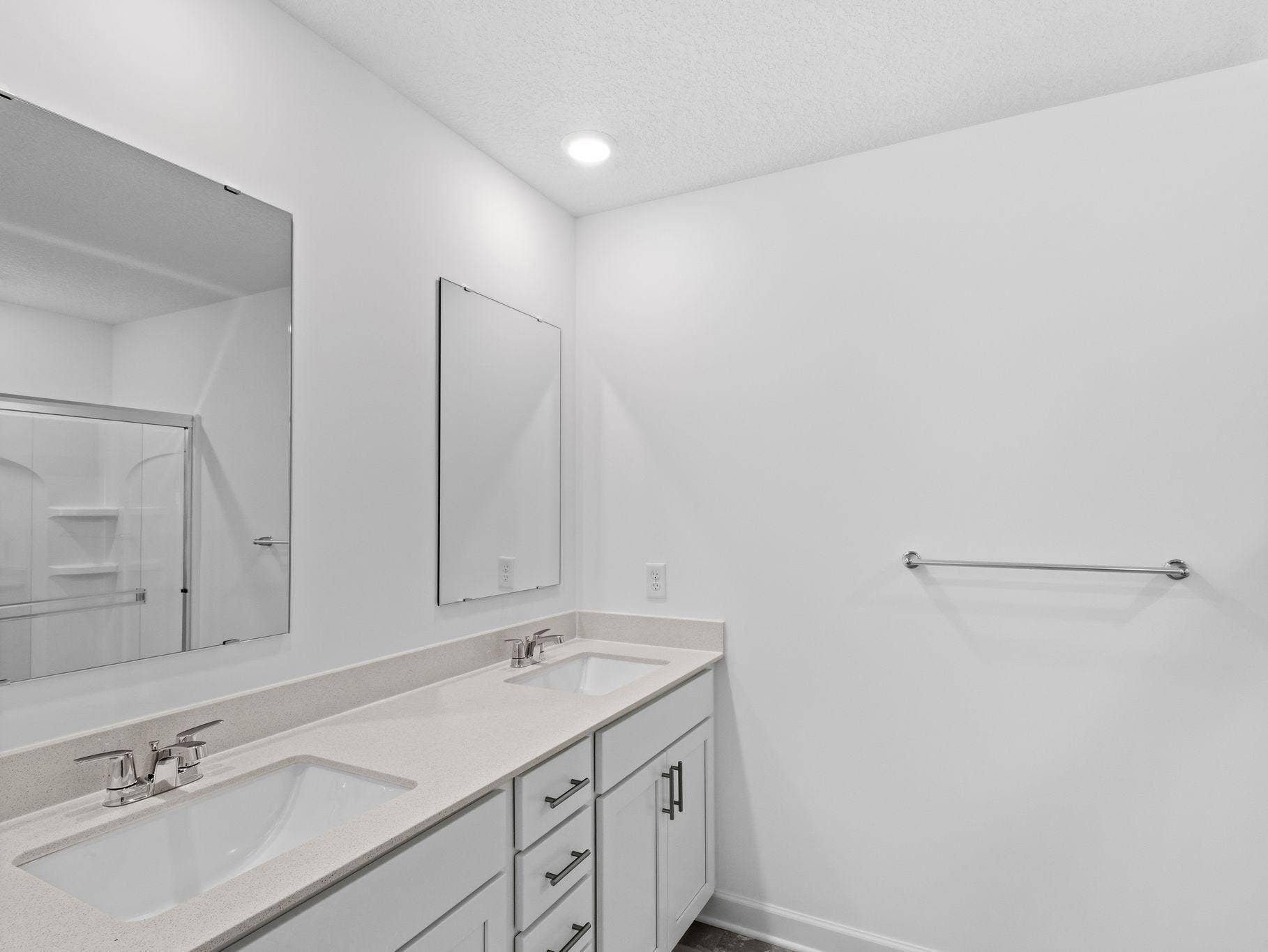 4226 Hayward Avenue N, Oakdale, MN 55128 4226 Hayward Avenue N, Oakdale, MN 55128