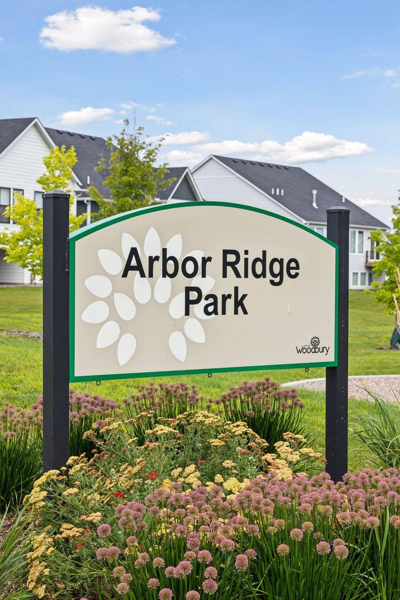 4297 Corn Silk Lane, Woodbury, MN 55129 Arbor Ridge Park nearby