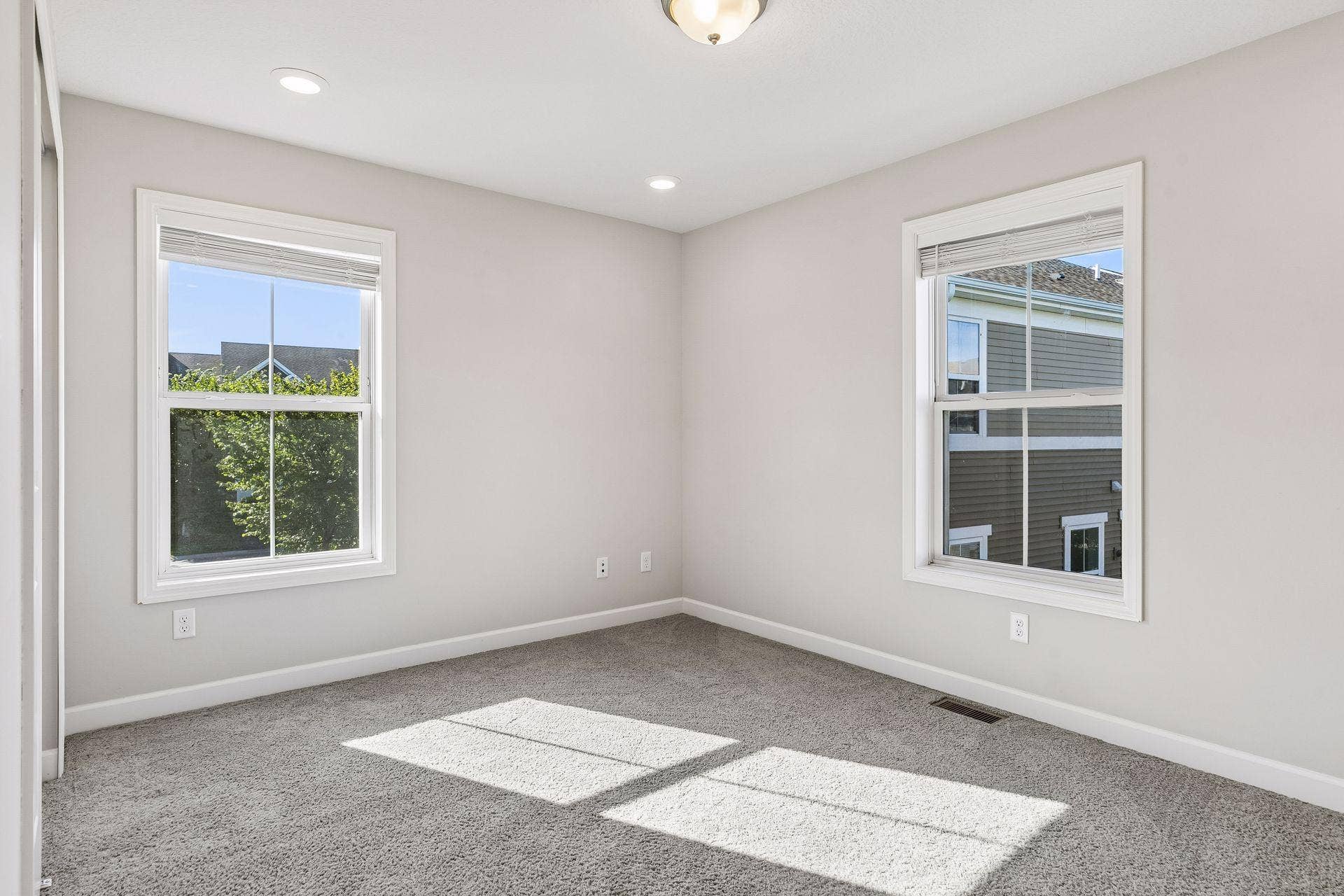 4297 Corn Silk Lane, Woodbury, MN 55129 Third bedroom upper level
