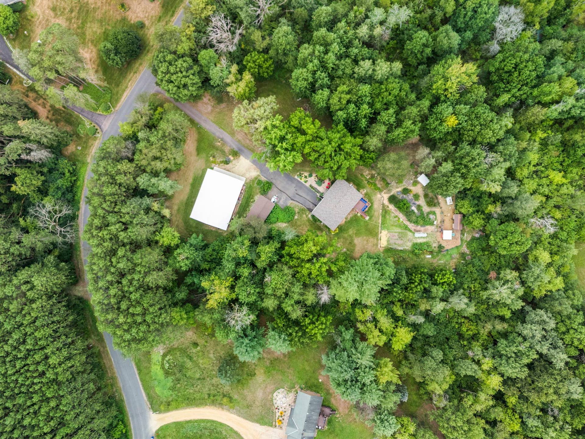 1373 Pine View Trail, Houlton, WI 54082 111-web-or-mls-1373 Pine View Trail -446.jpg